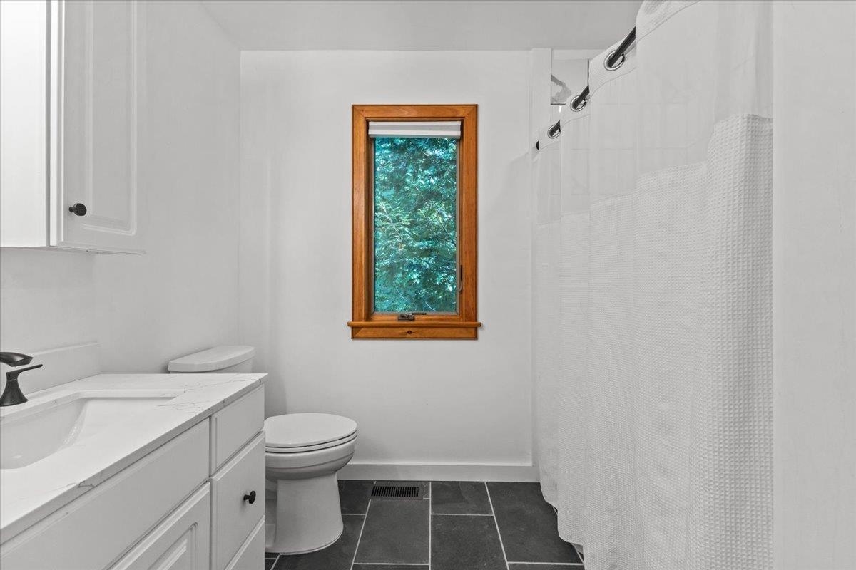 110 Strom Farm Lane photo 30