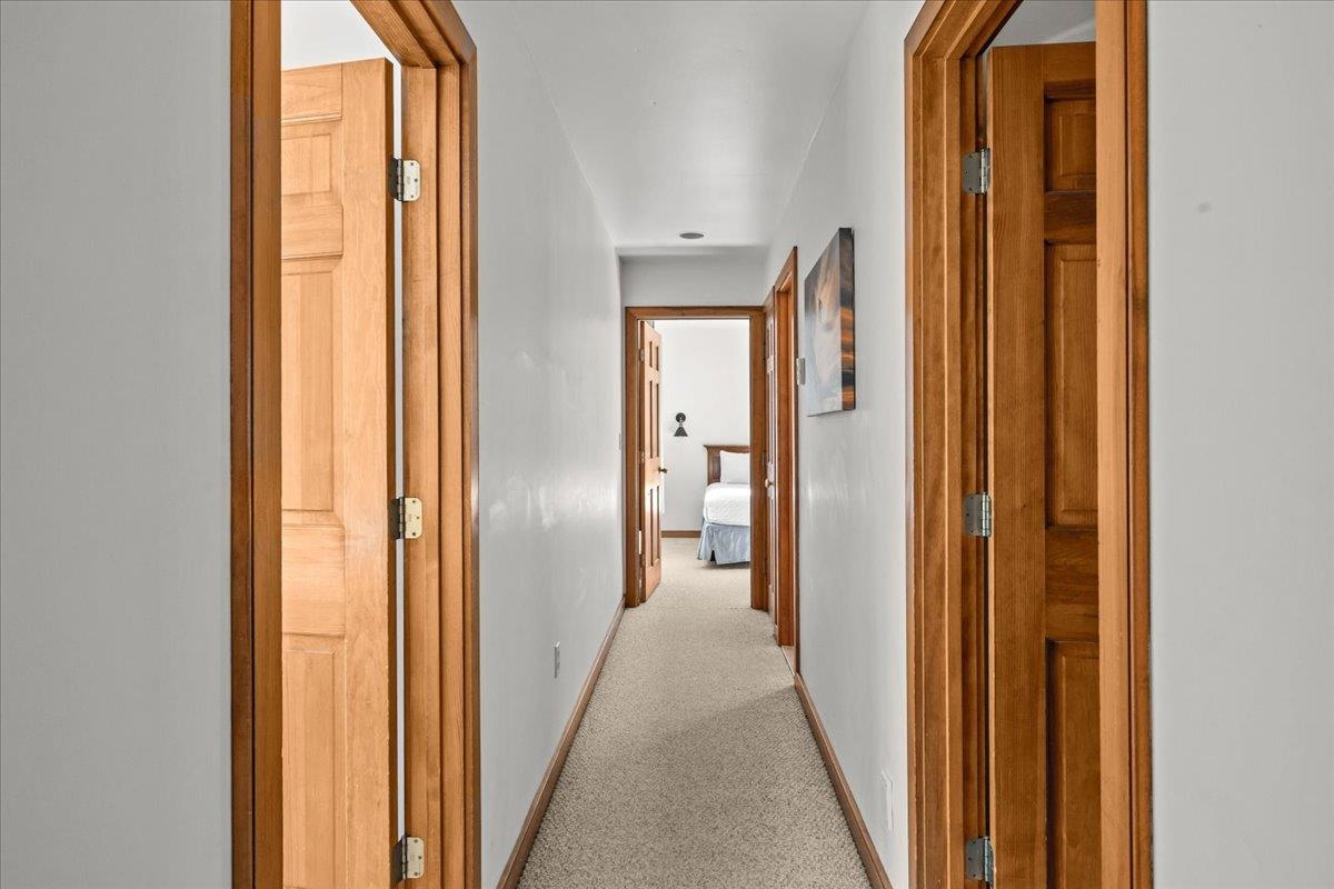 110 Strom Farm Lane photo 32