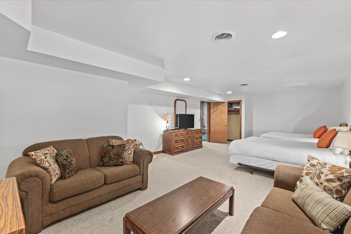 110 Strom Farm Lane photo 46