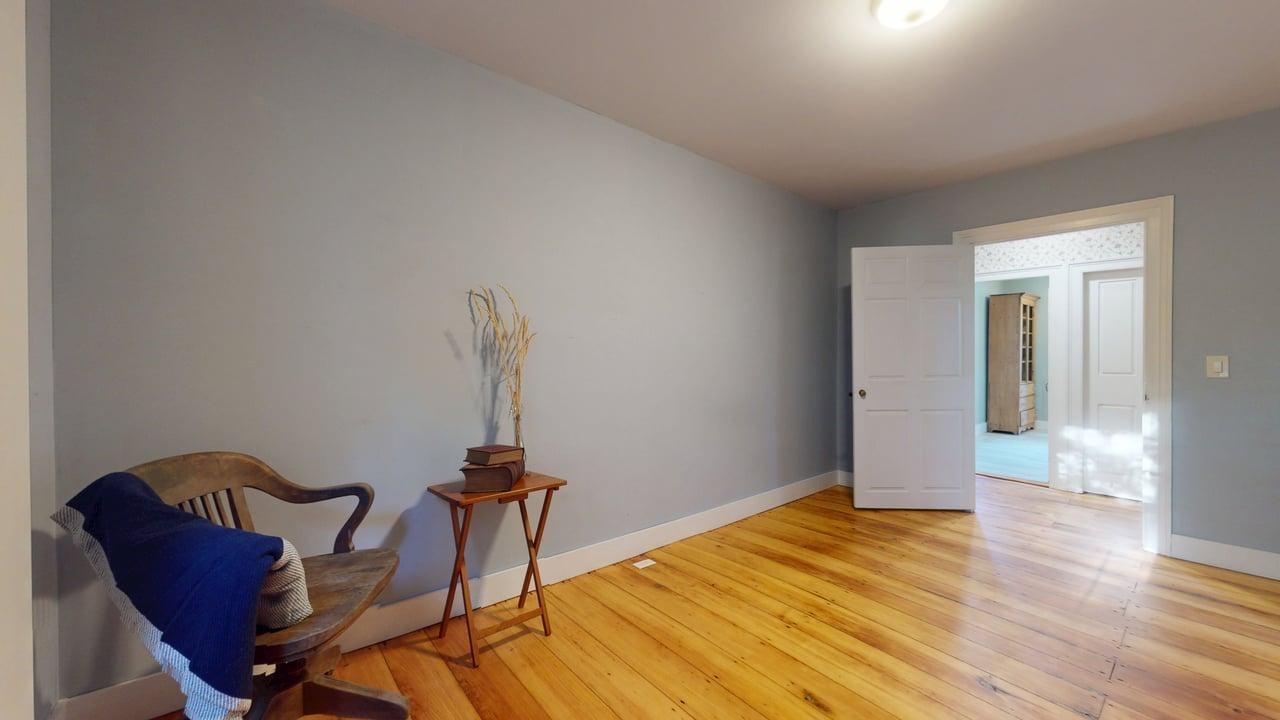 55 Richard Road photo 11