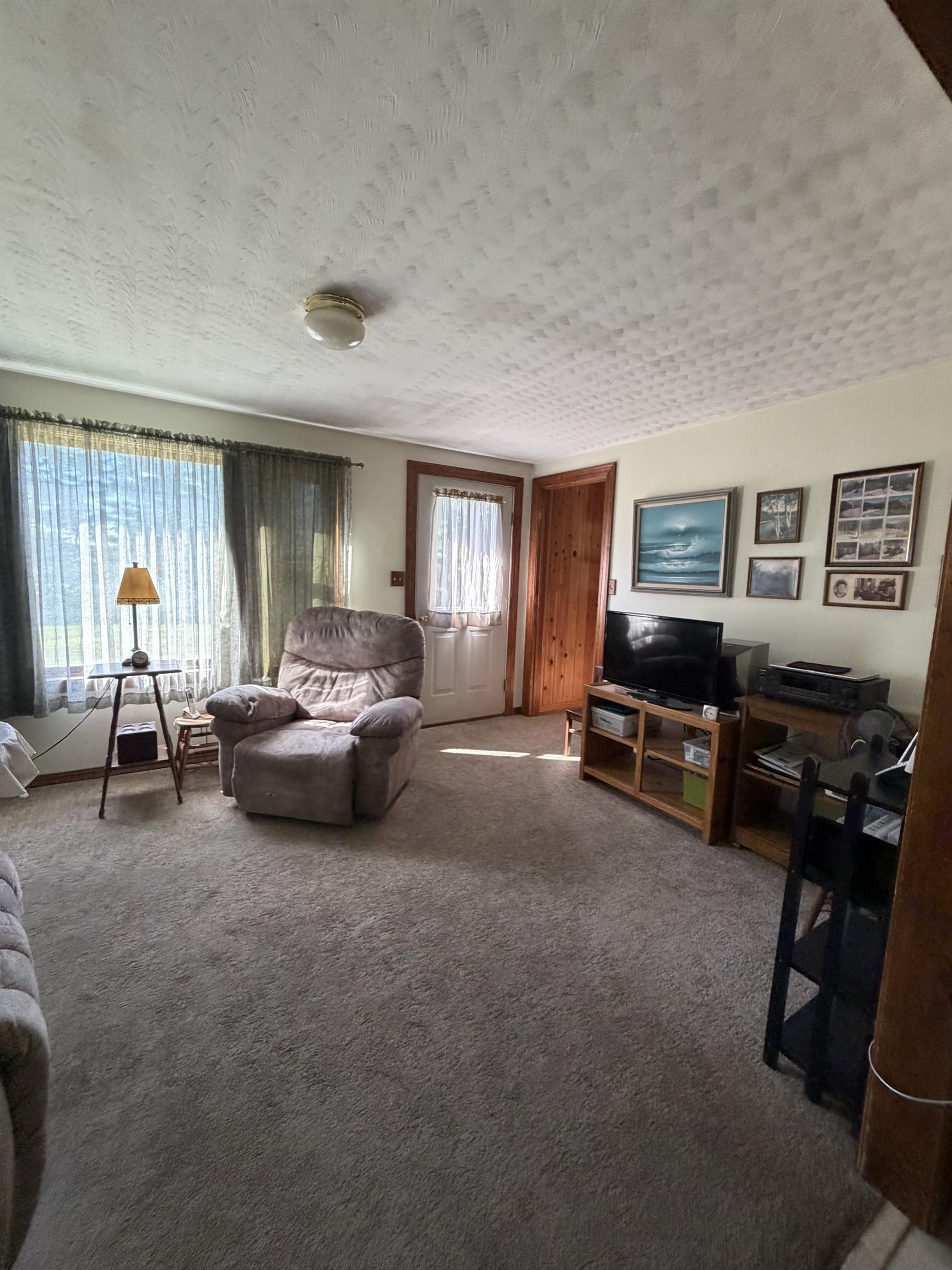 36 Sunset Drive photo 3