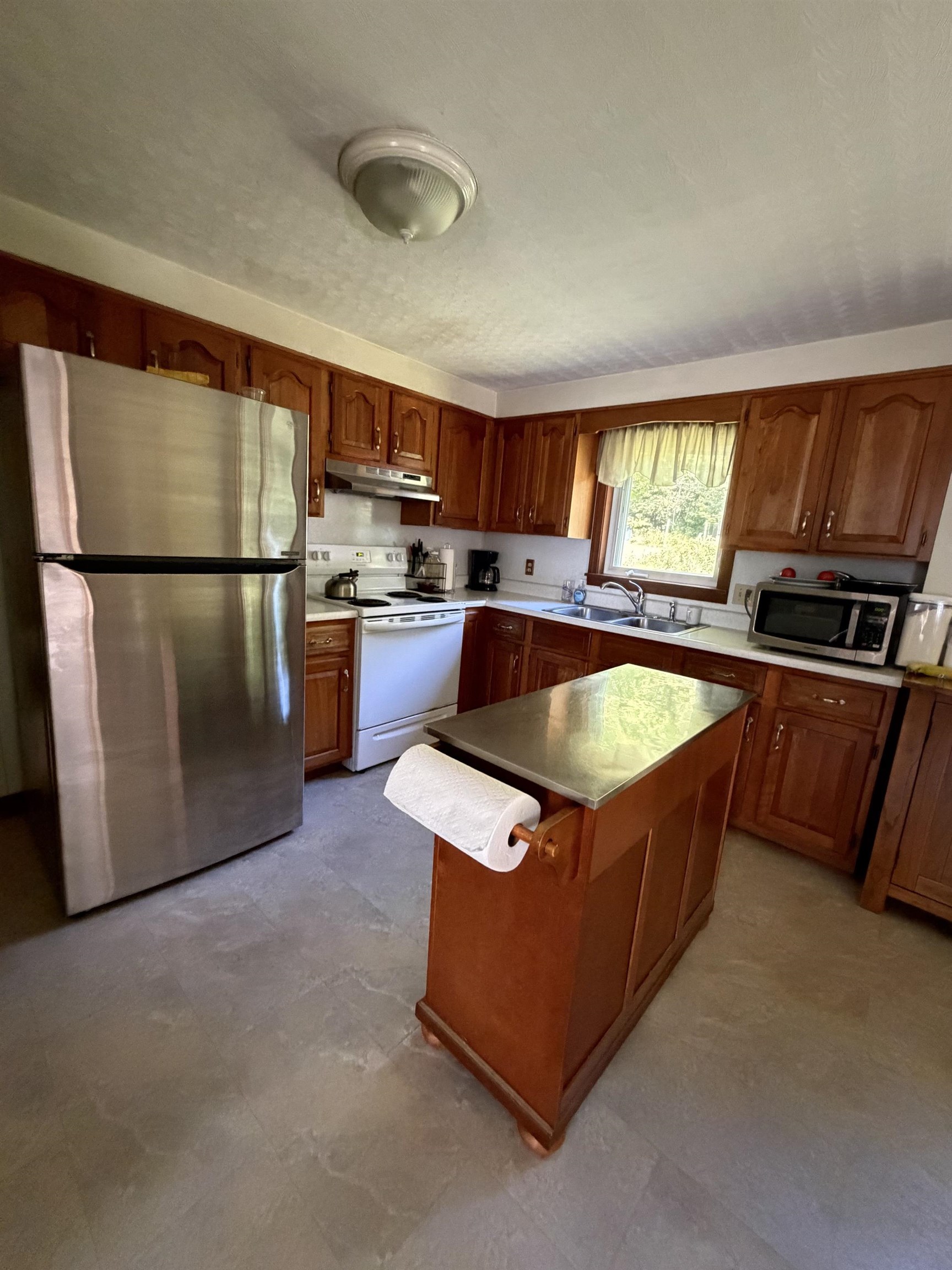 36 Sunset Drive photo 4