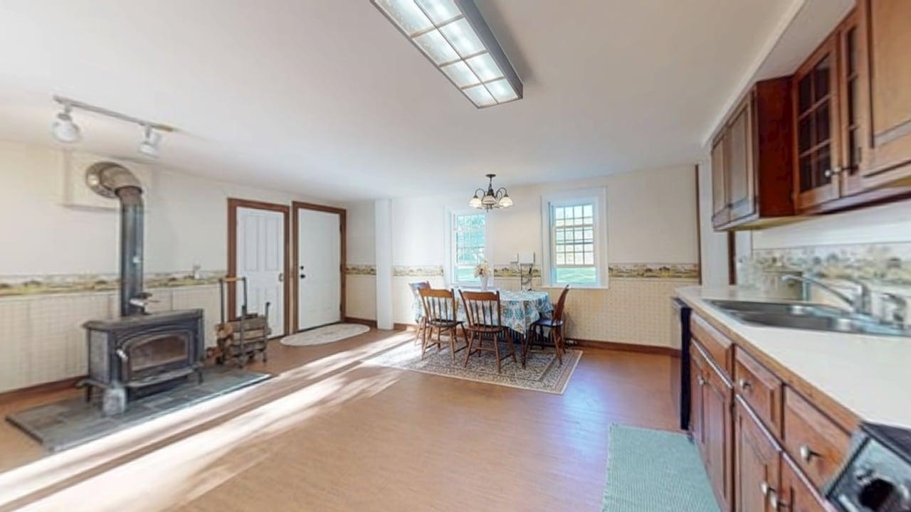 55 Richard Road photo 6