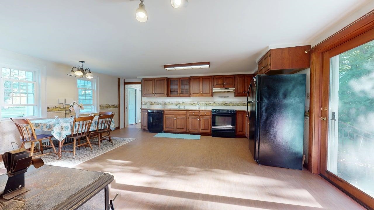 55 Richard Road photo 8