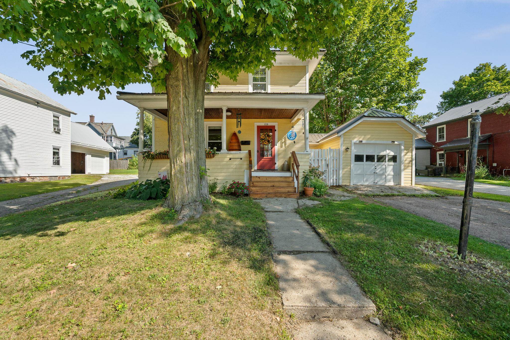 129 South Main Street photo 2