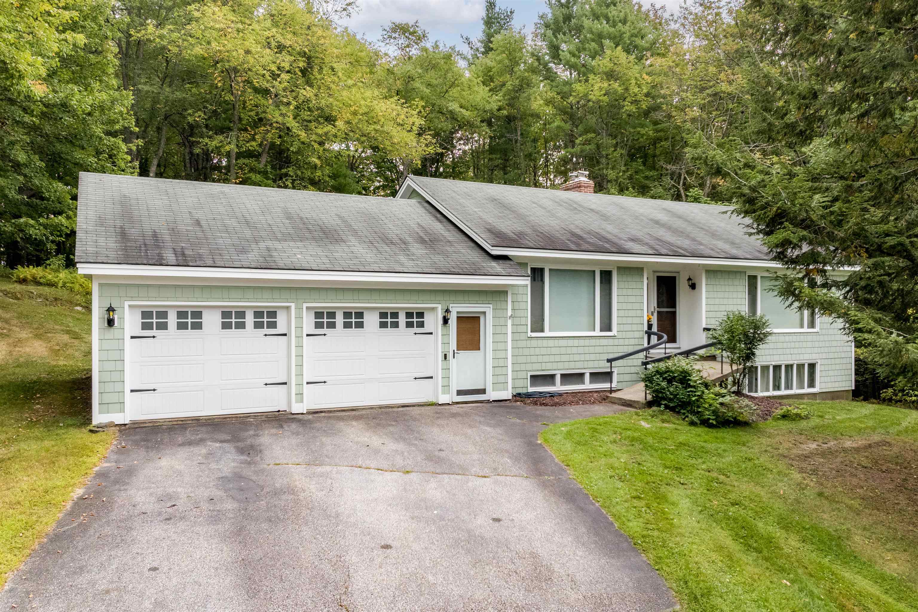 207 Westwood Drive photo 1