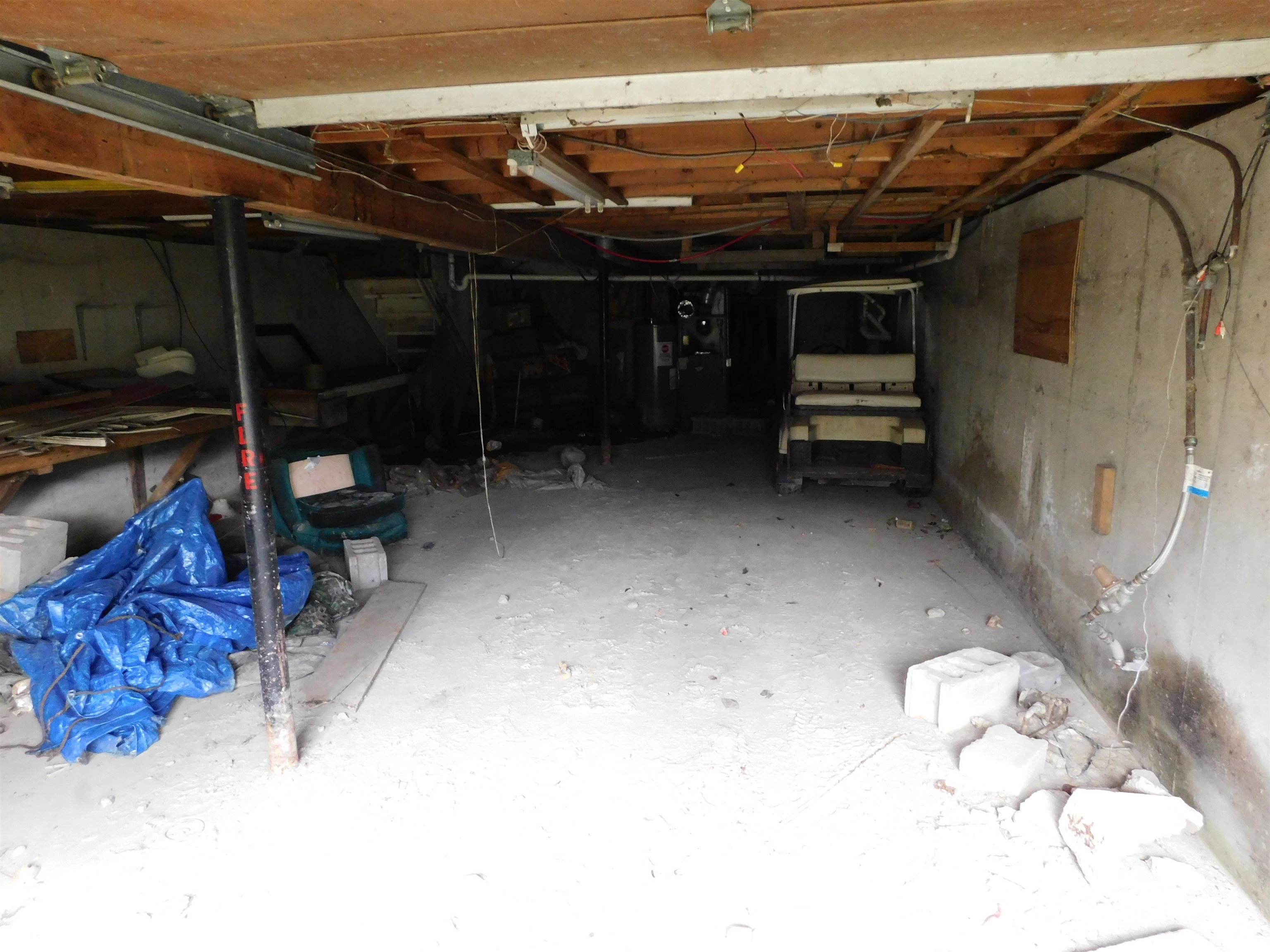 1366 Route 7 South photo 2