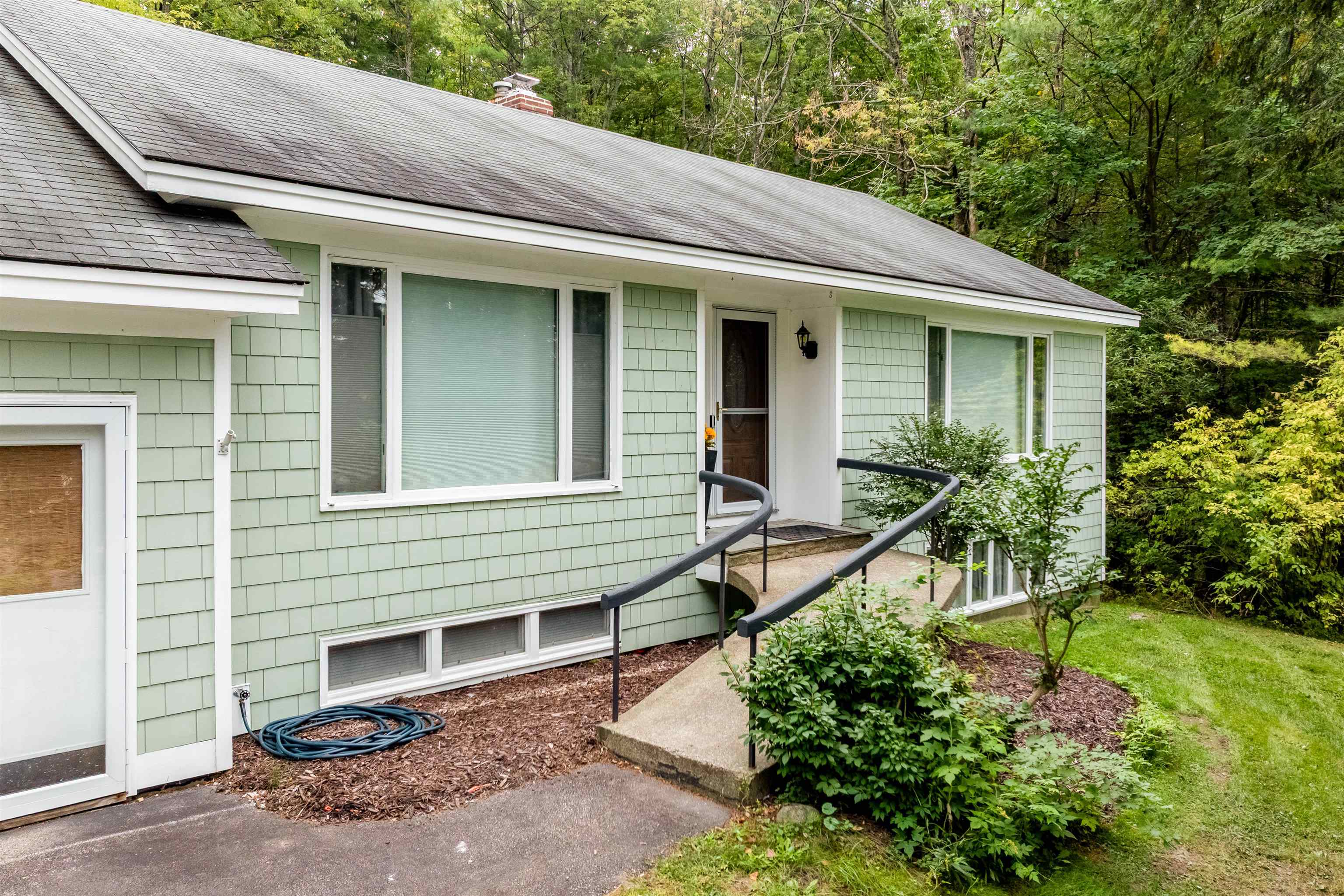 207 Westwood Drive photo 2