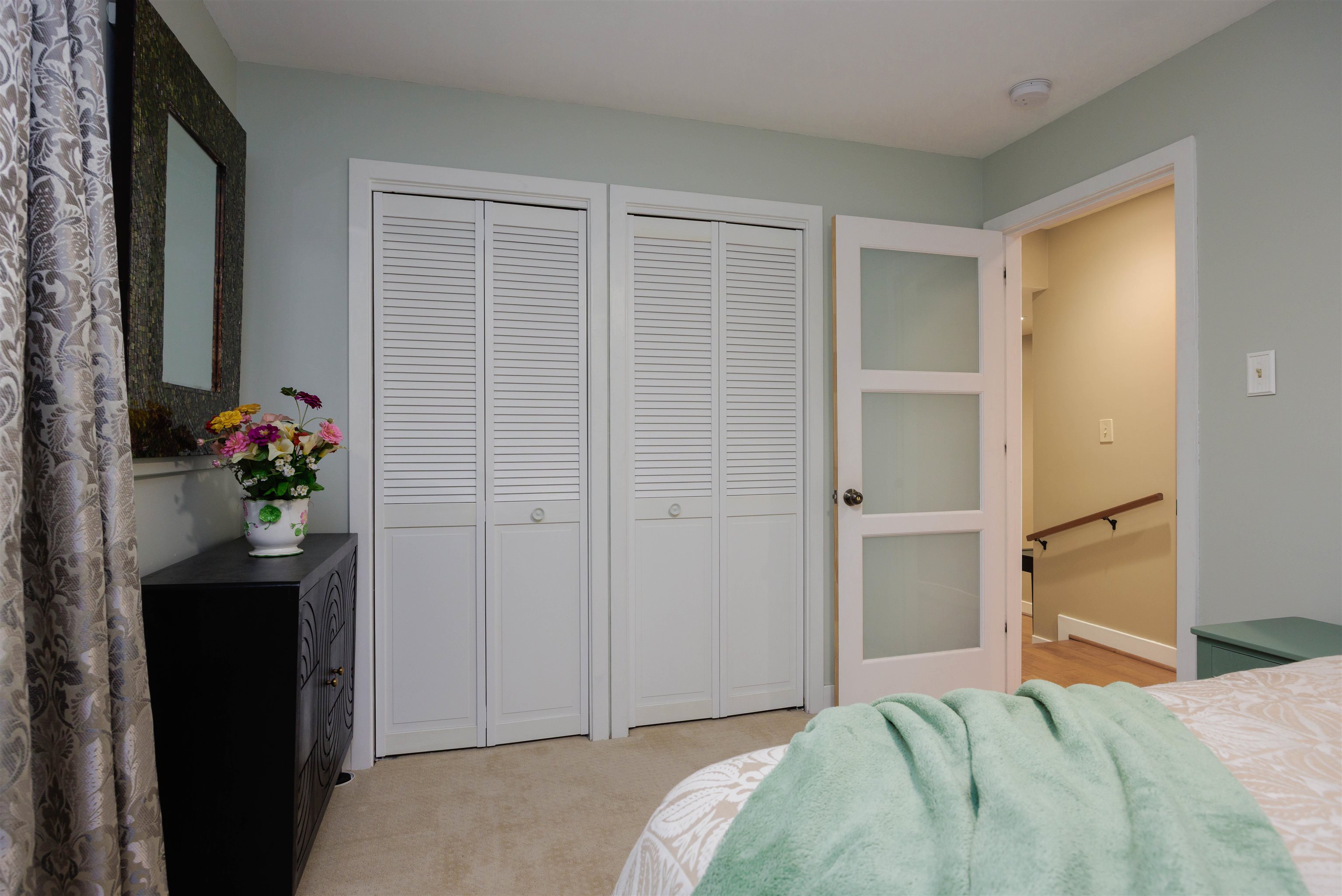207 Westwood Drive photo 22
