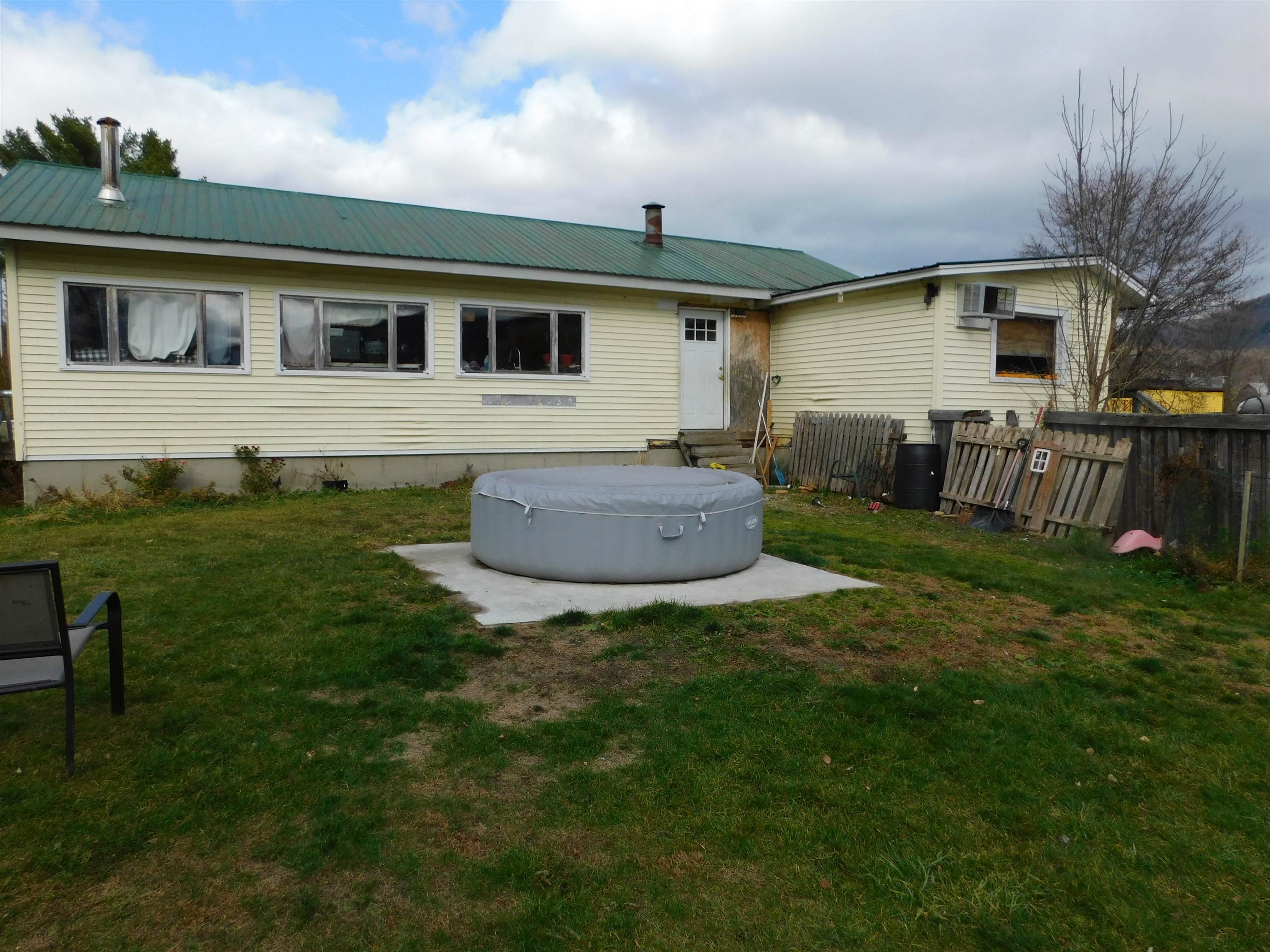 1366 Route 7 South photo 4