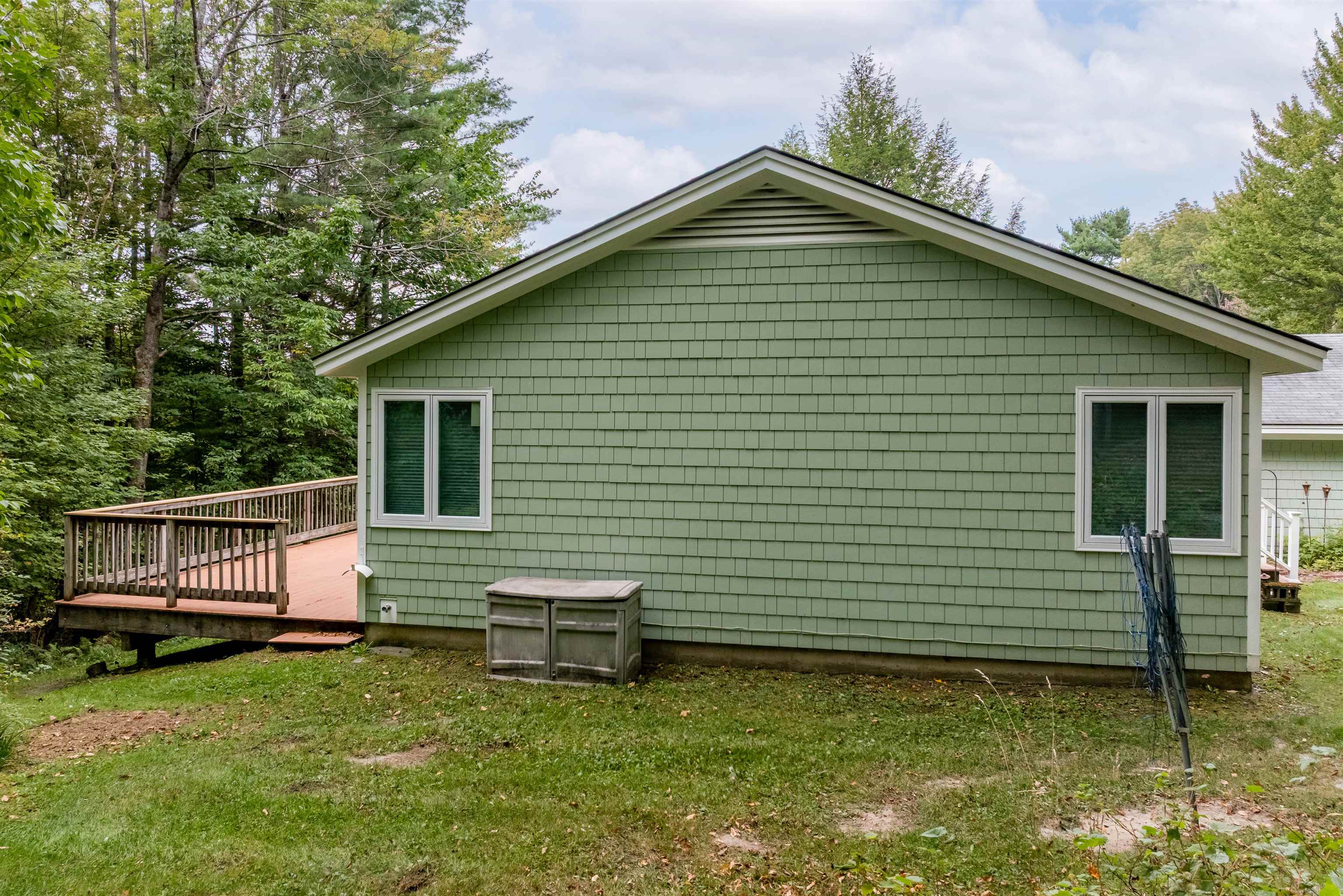 207 Westwood Drive photo 40