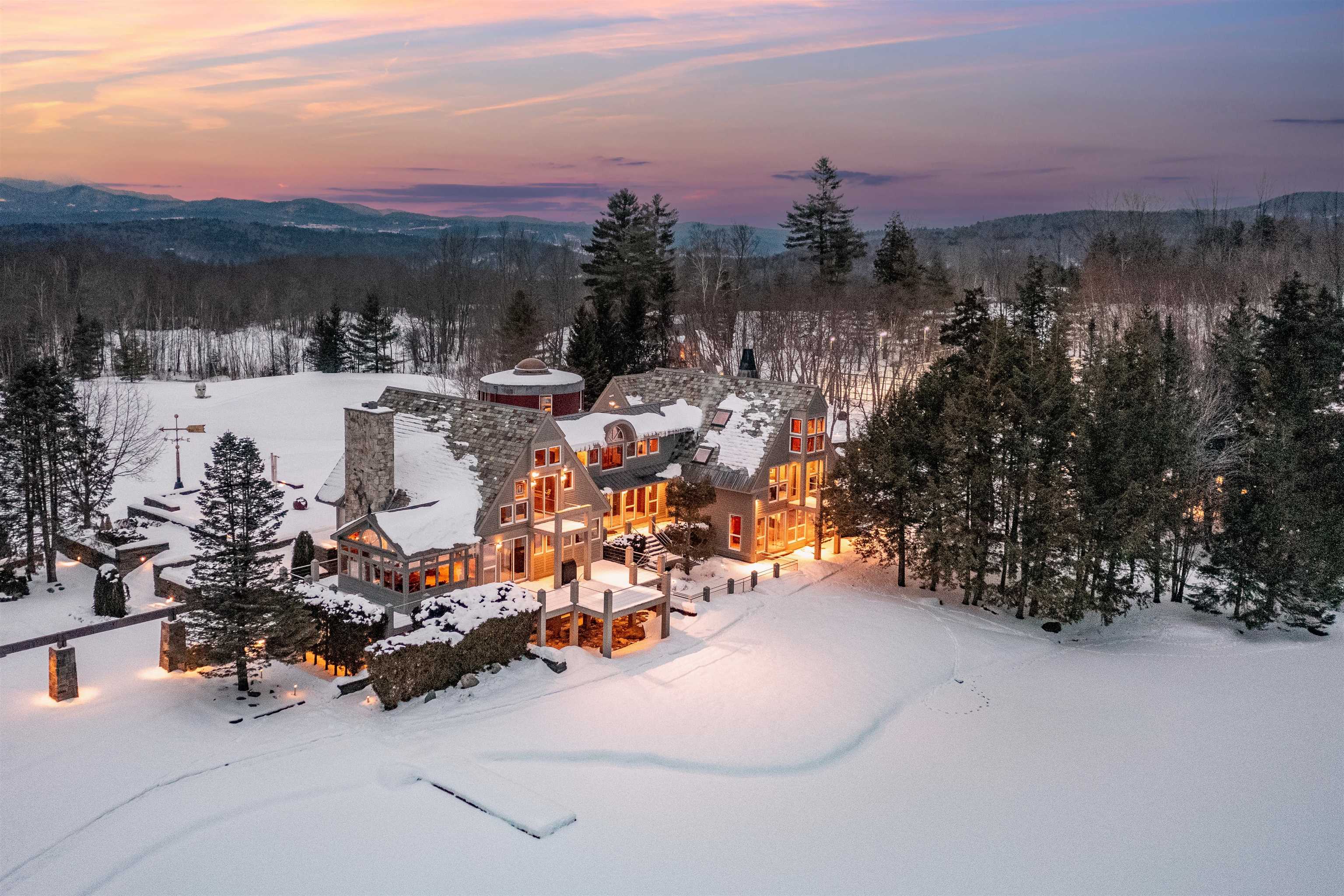 Single Family in Stowe VT