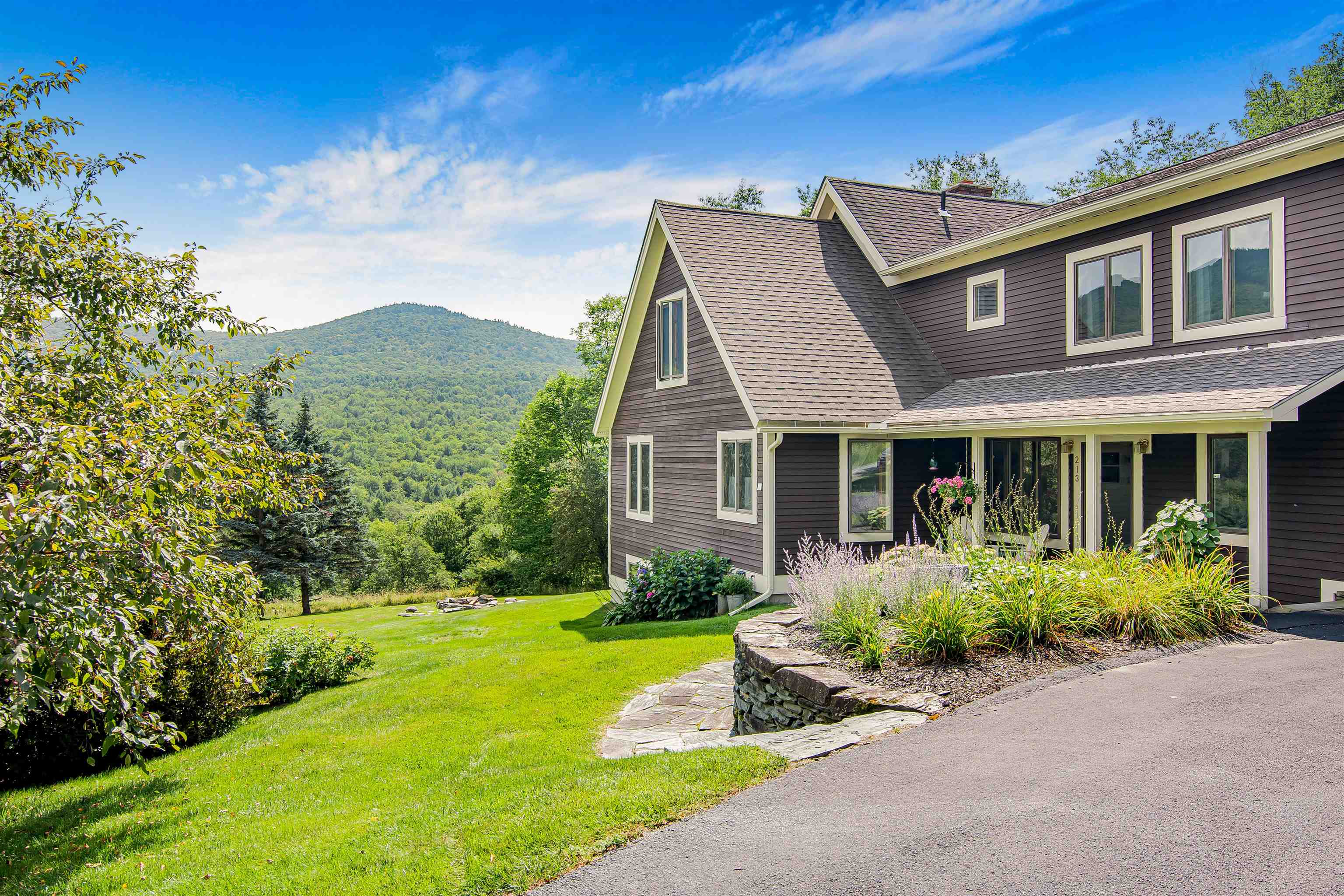 Single Family in Waterbury VT