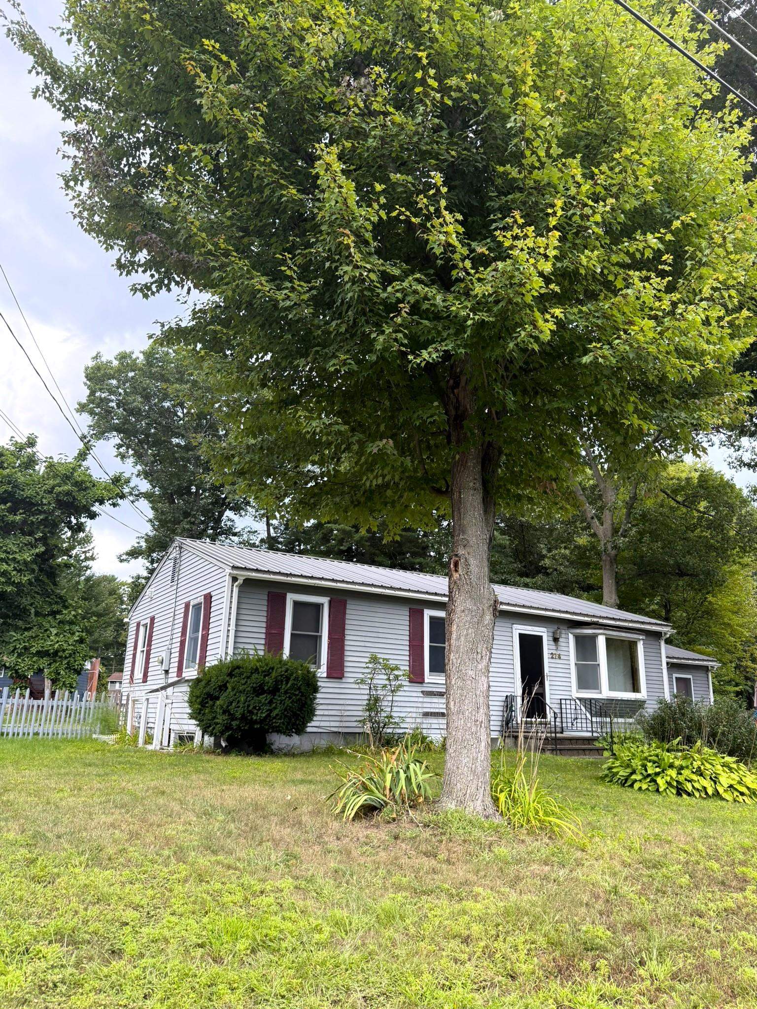 274 Red Oak Drive photo 2