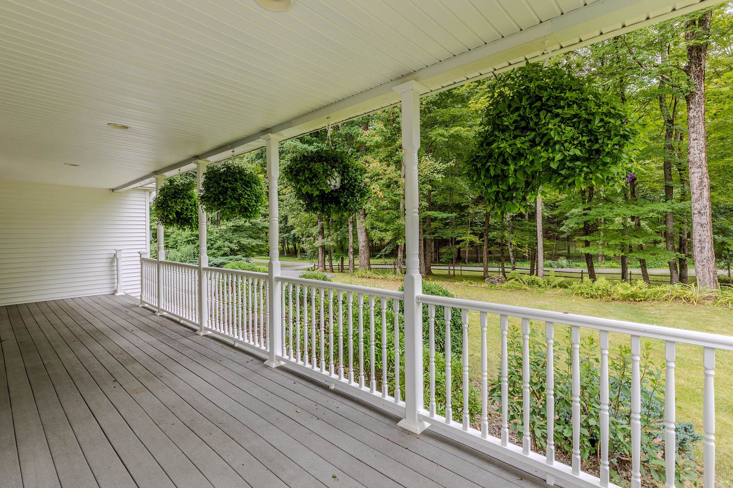 145 White Farm Lane photo 40