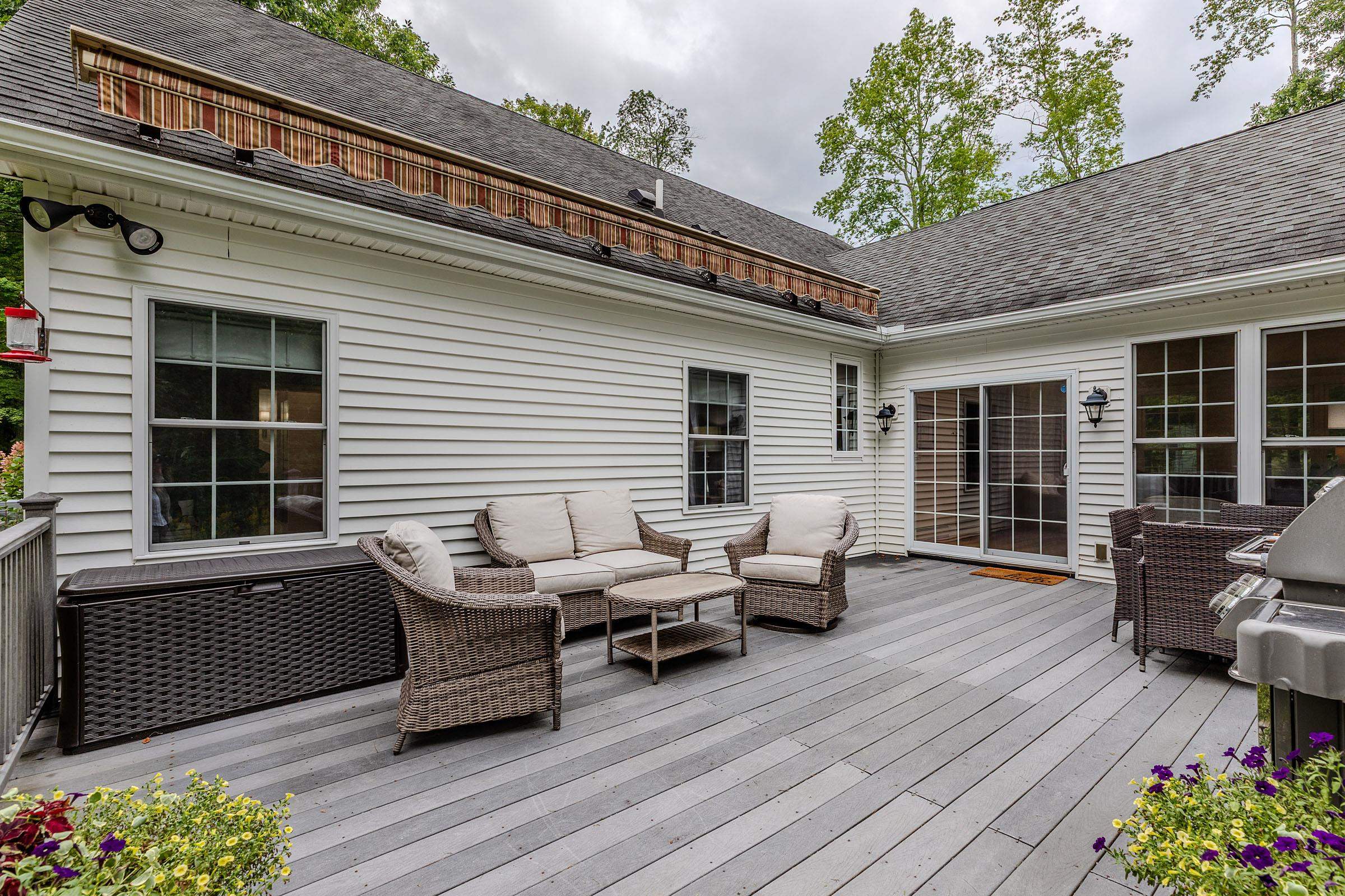 145 White Farm Lane photo 42