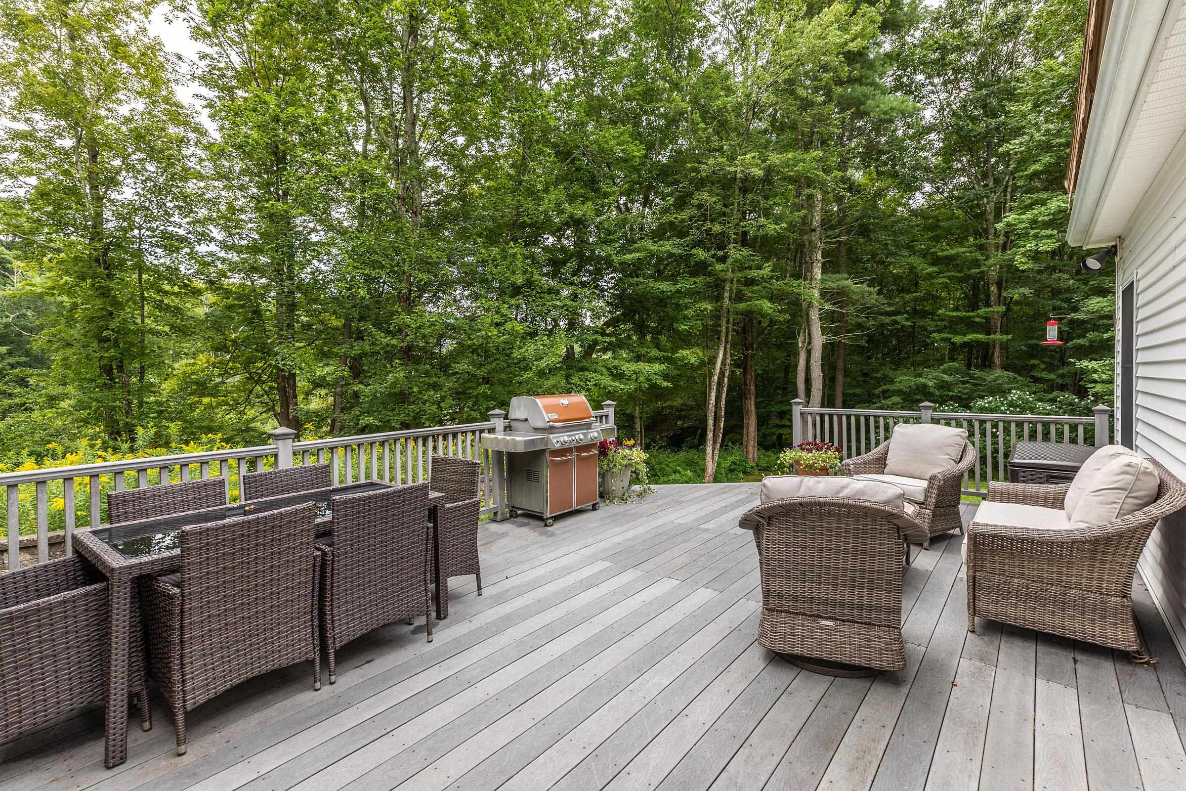145 White Farm Lane photo 43