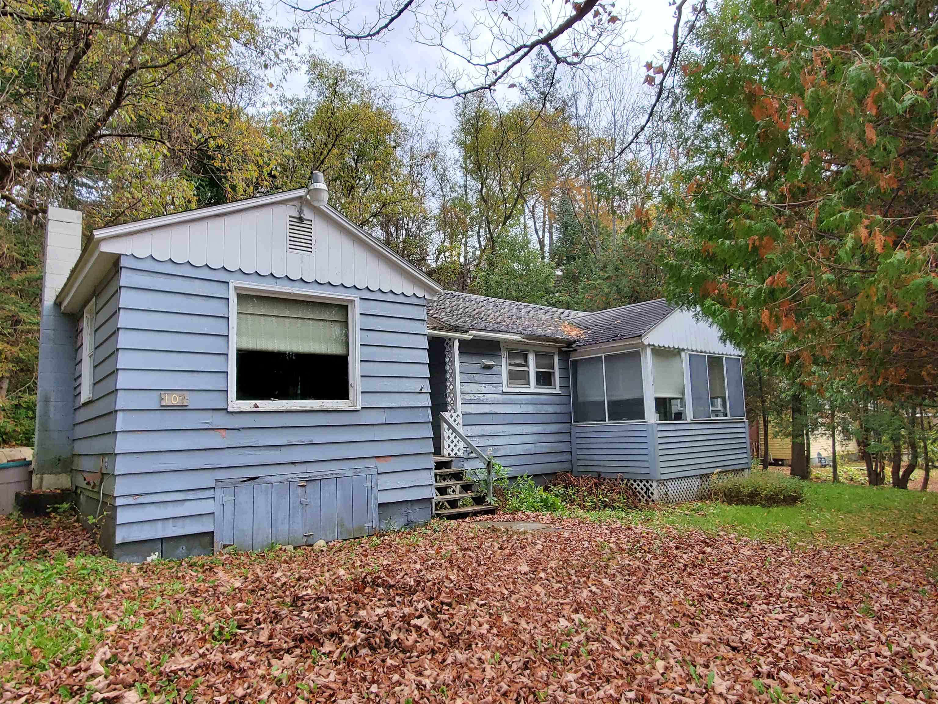 107 Barker Avenue St. Johnsbury, VT 05819 MLS 4975505 Pall Spera Company Realtors