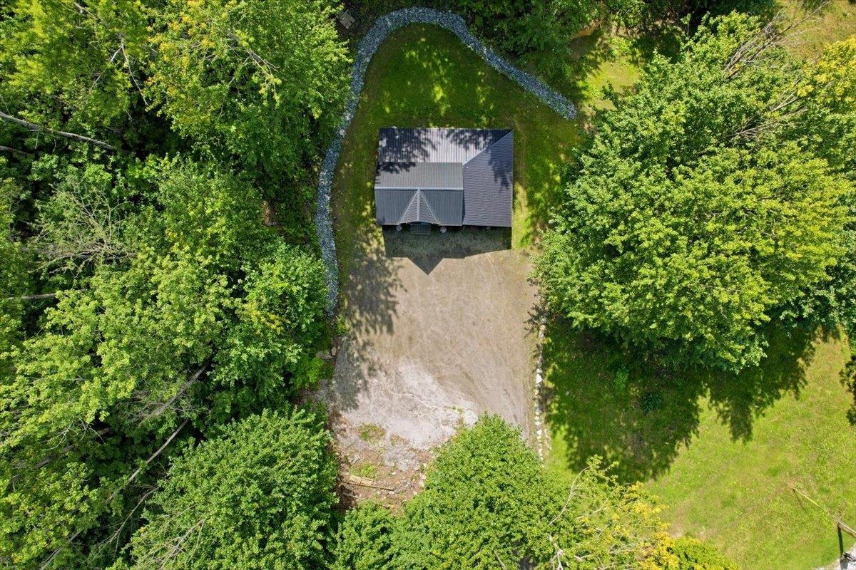 2734 Gore Road photo 22