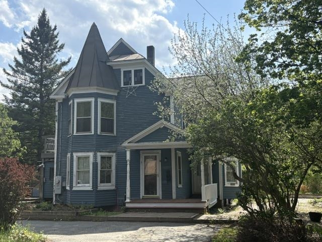 11 Maple Street photo 41