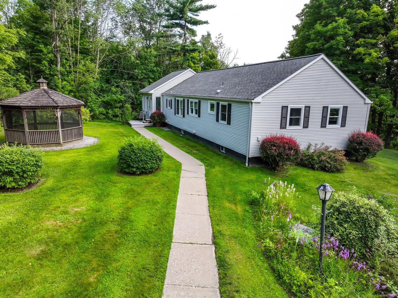 240 Jericho Road photo 46