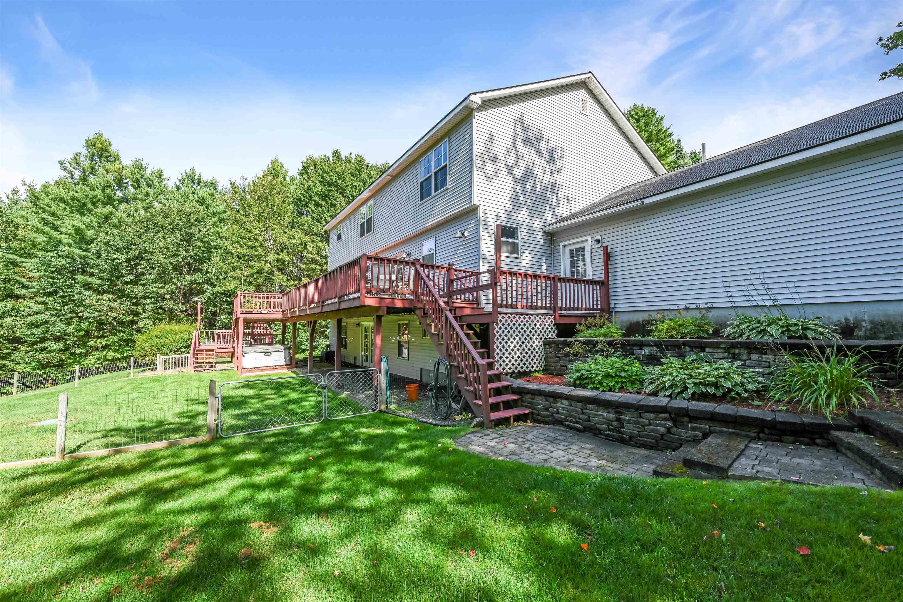 67 Applewood Drive photo 46