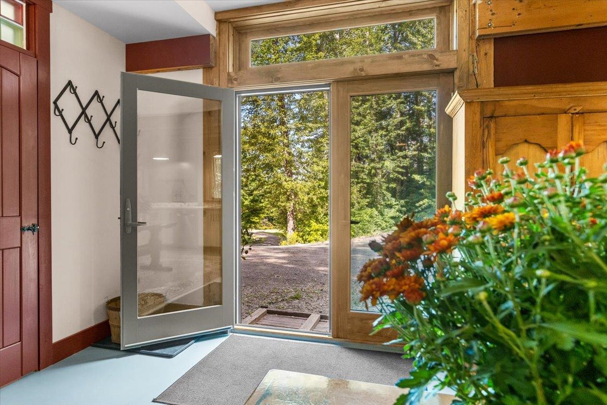 2734 Gore Road photo 8