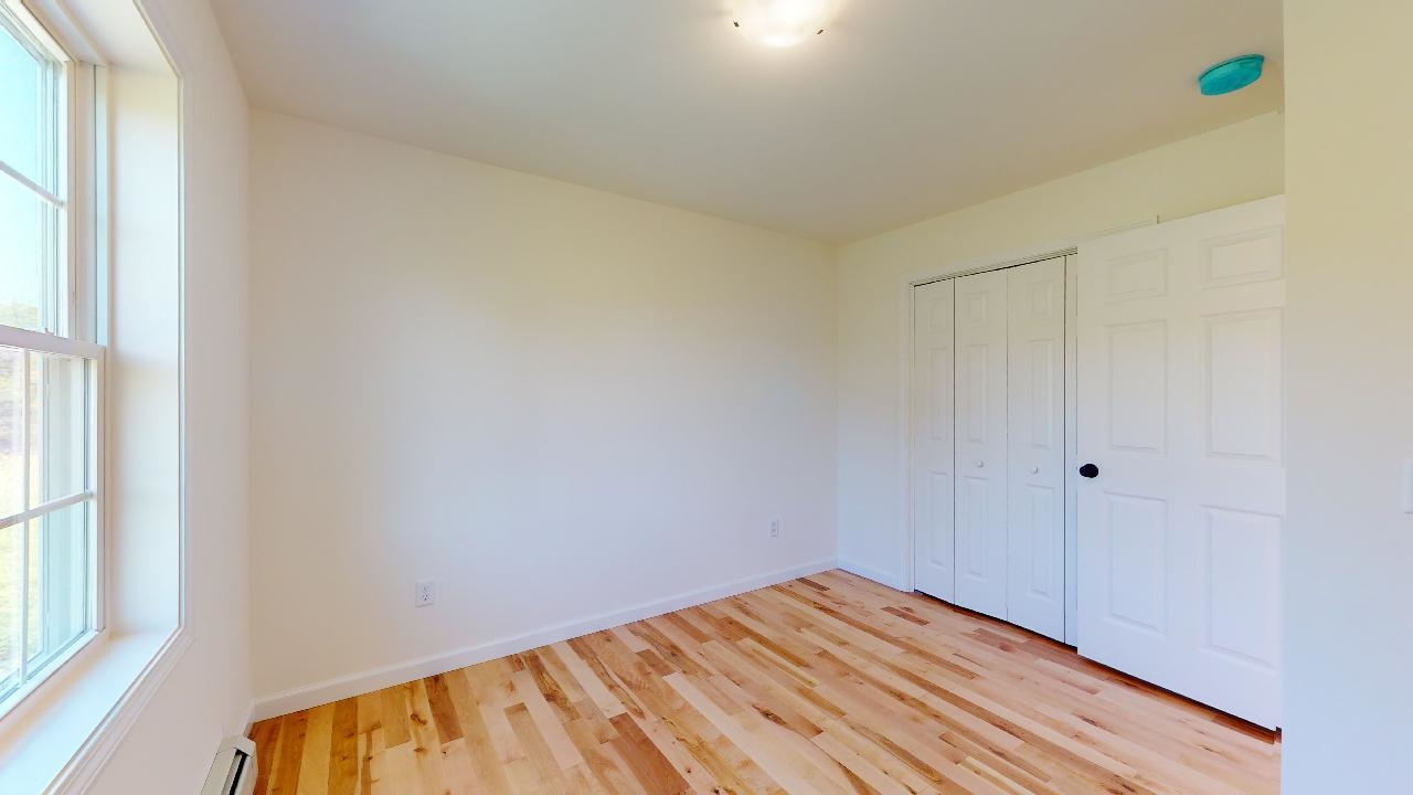 7338 Spear Street photo 12