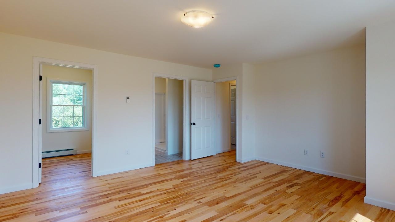 7338 Spear Street photo 14