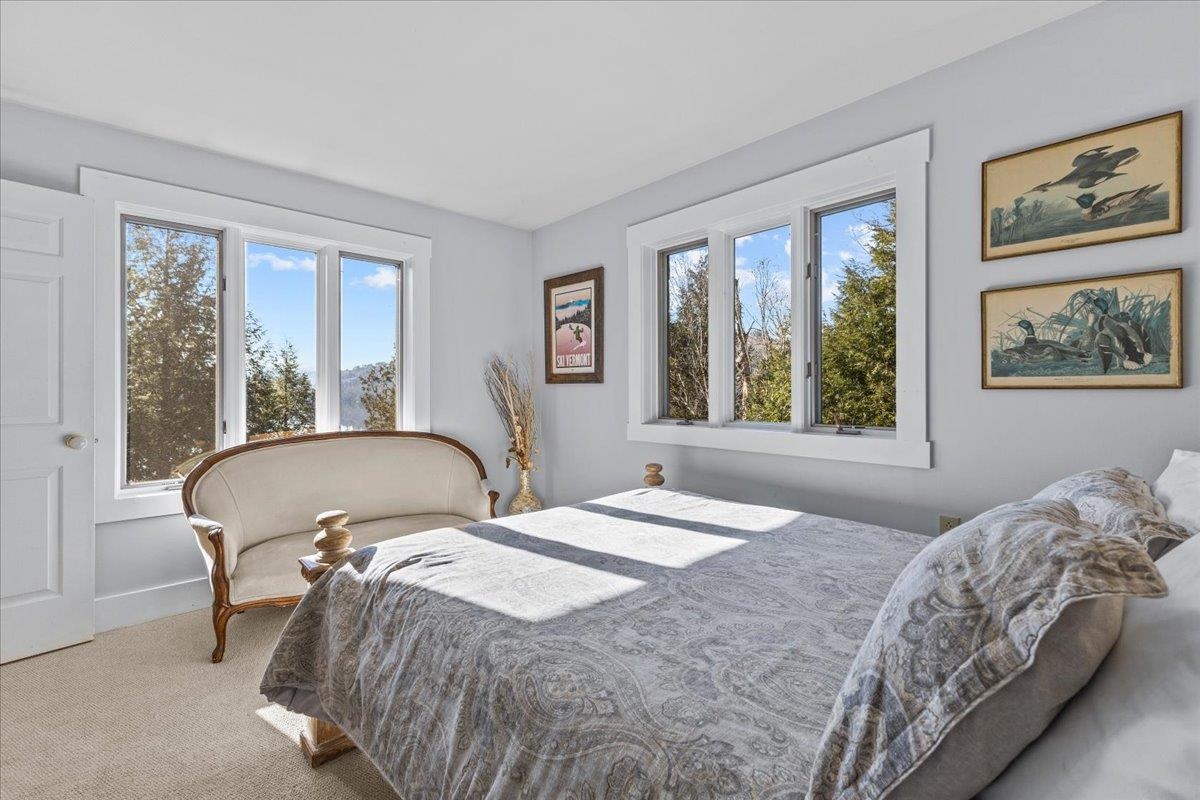 279 Shoreline Drive photo 17