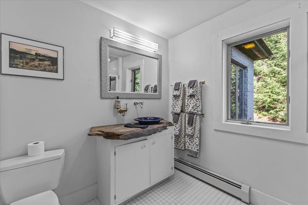 279 Shoreline Drive photo 18