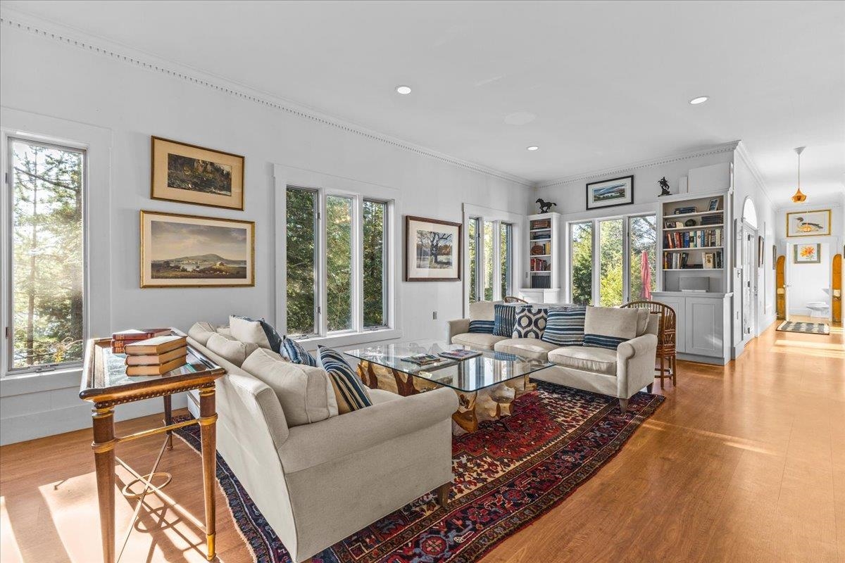 279 Shoreline Drive photo 19