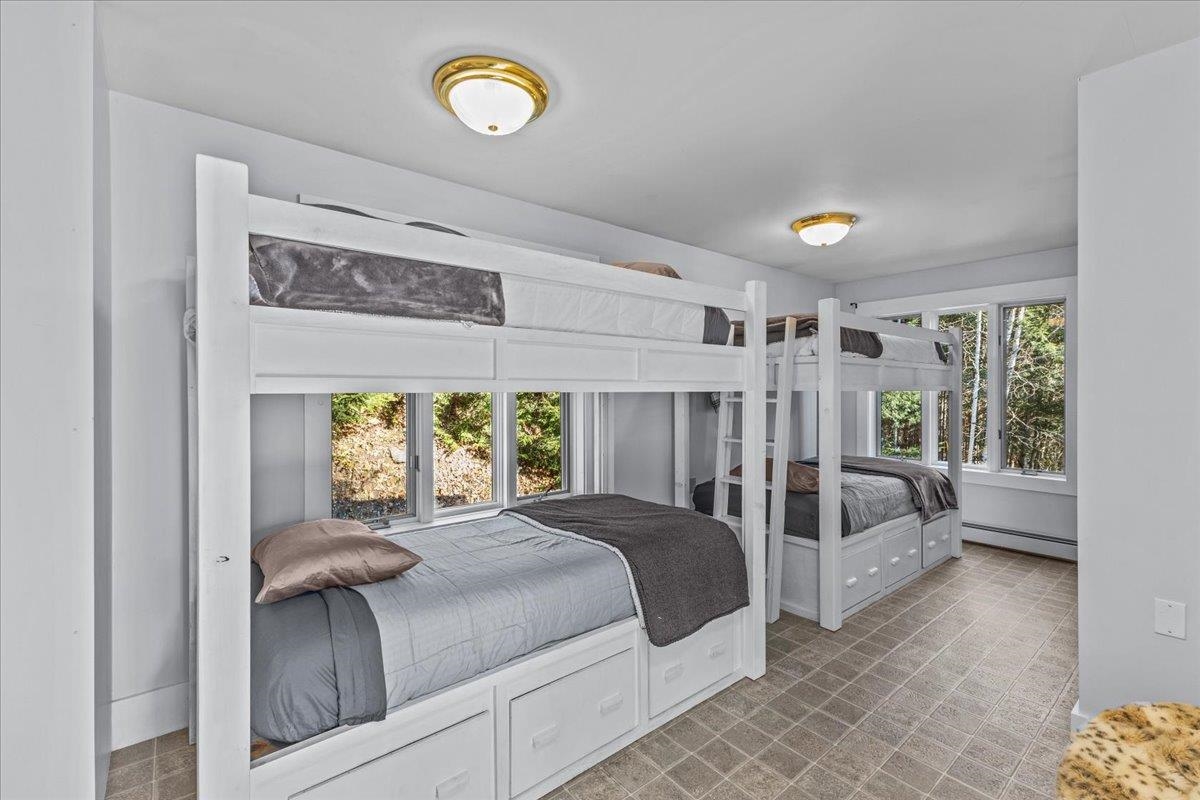 279 Shoreline Drive photo 27