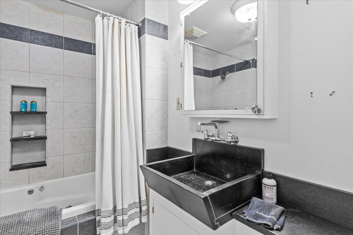 279 Shoreline Drive photo 34