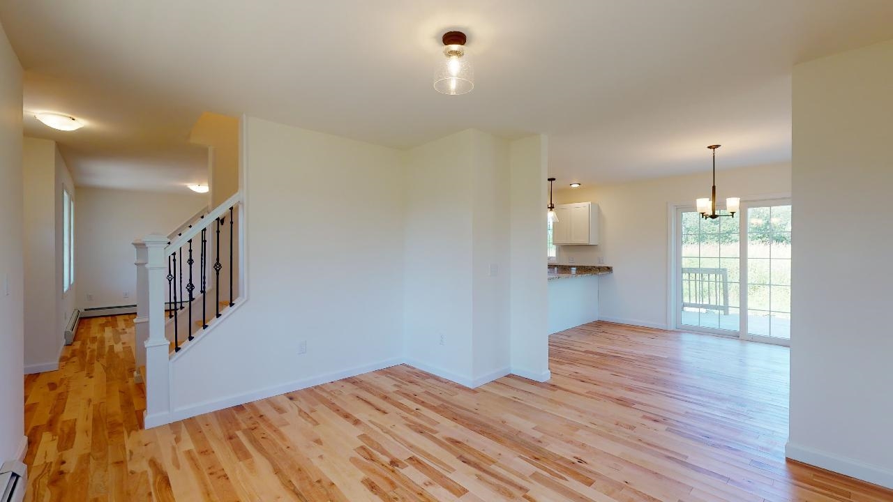 7338 Spear Street photo 8