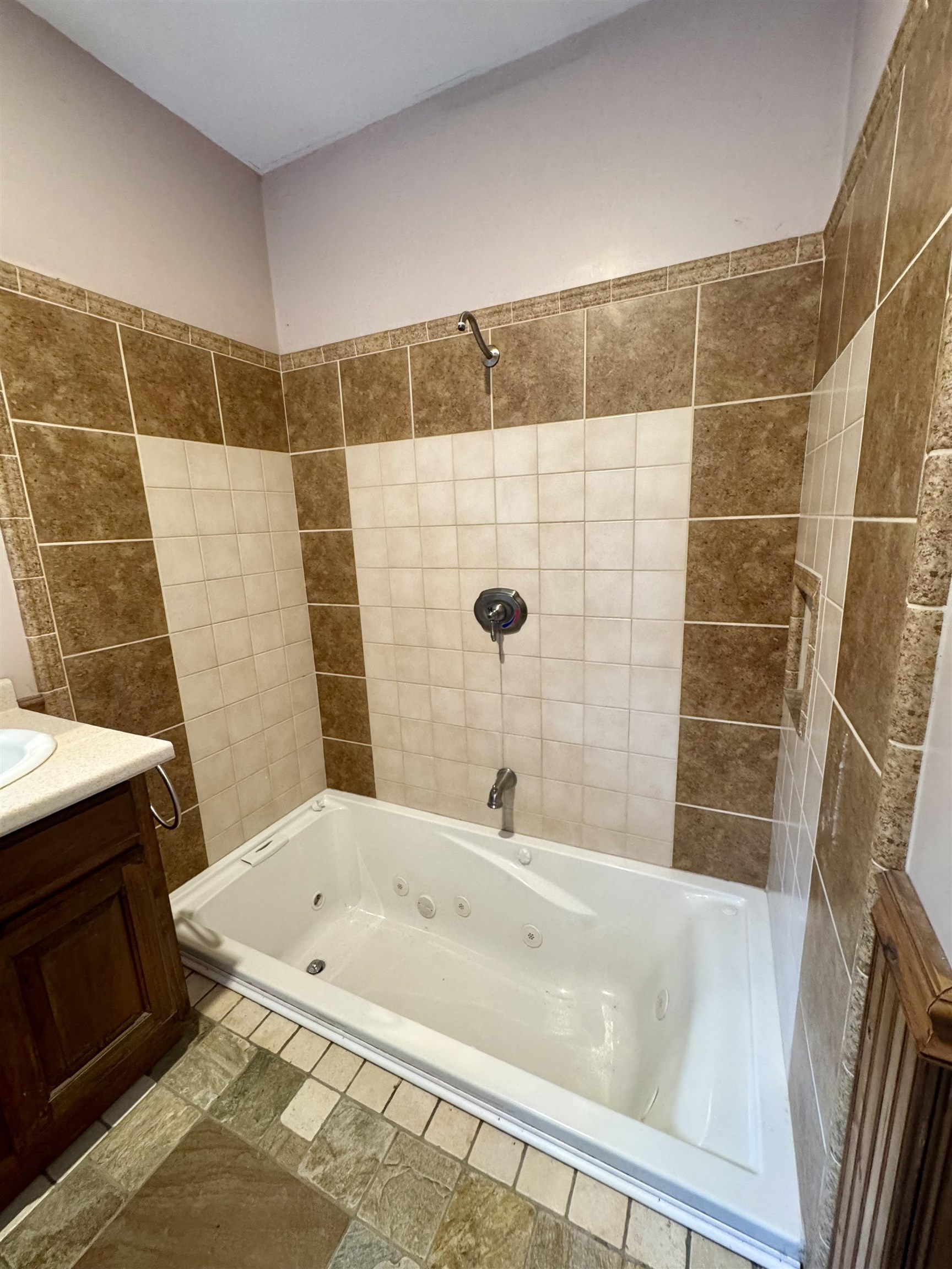 10523 Pomfret Road photo 13
