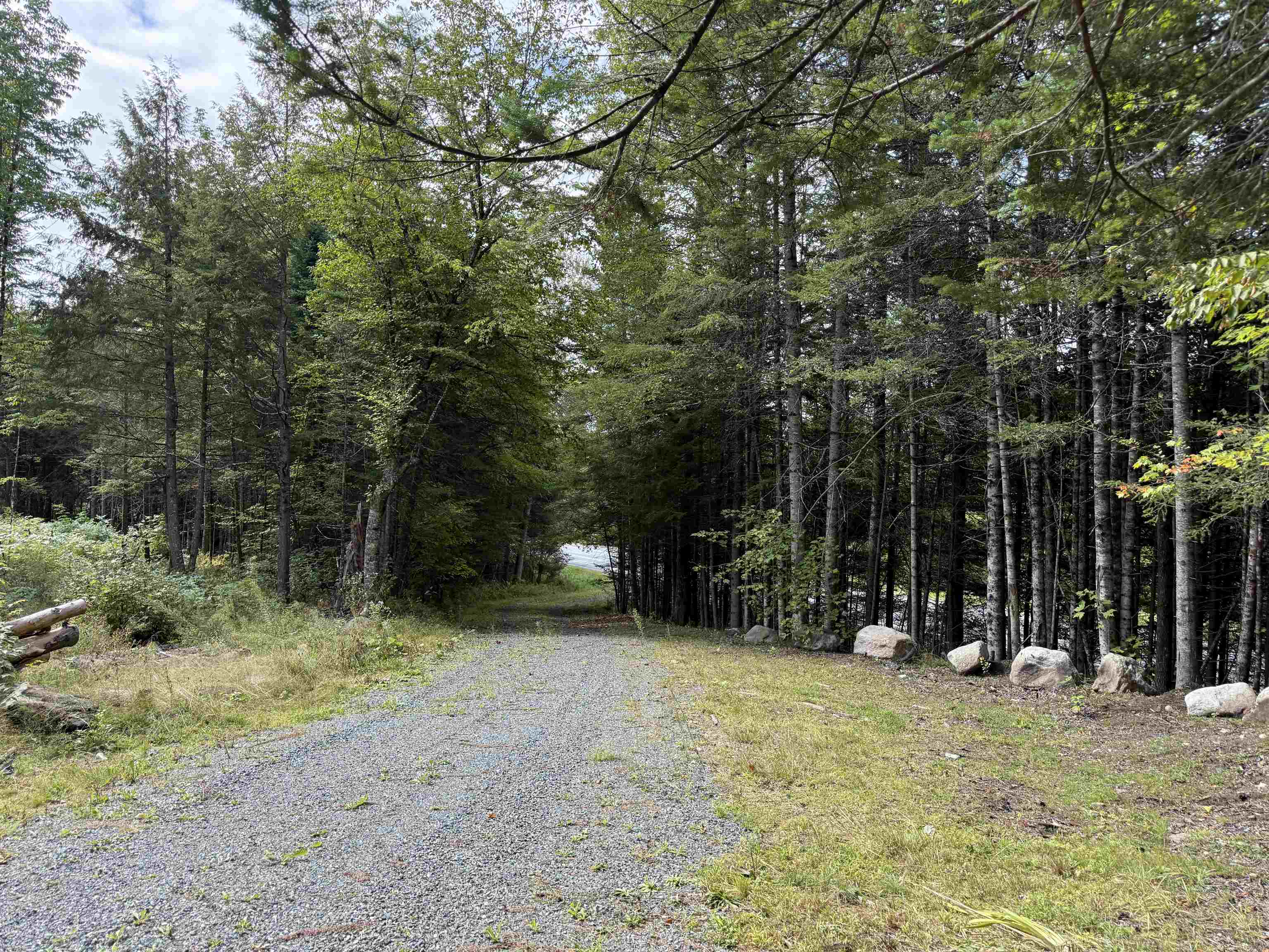 528 North Concord Road photo 13