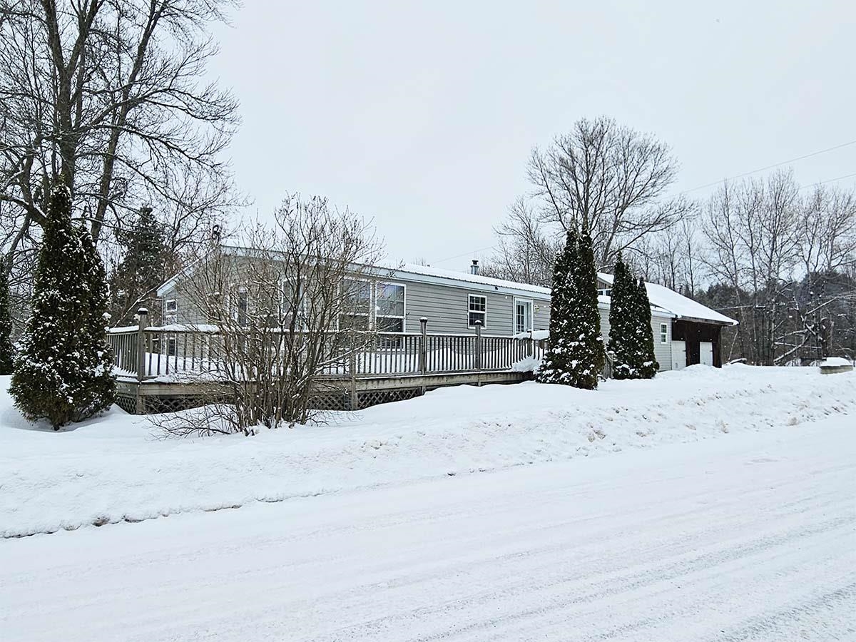 427 Dewing Road photo 39