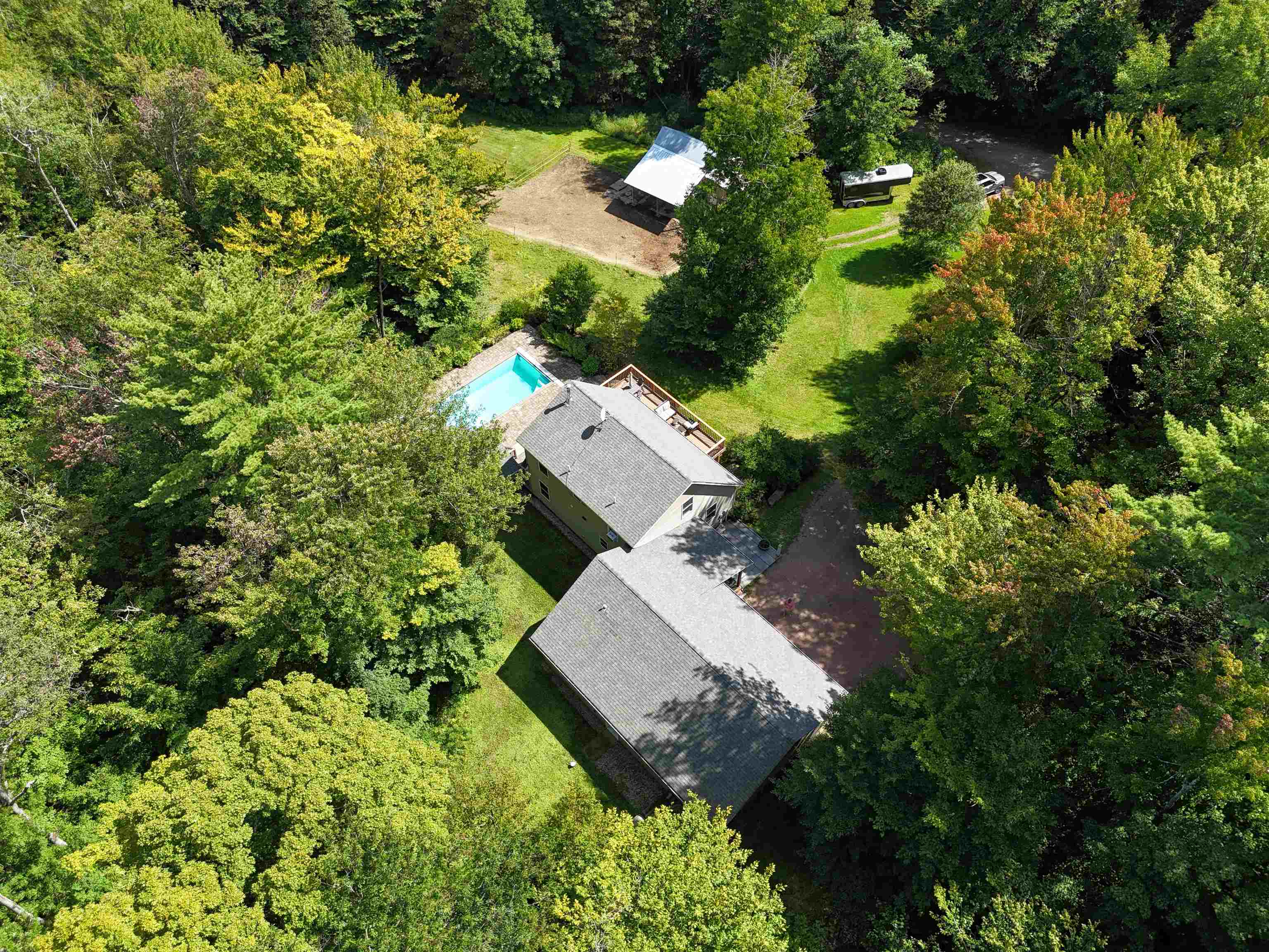 422 Hayden Hill E Road photo 4