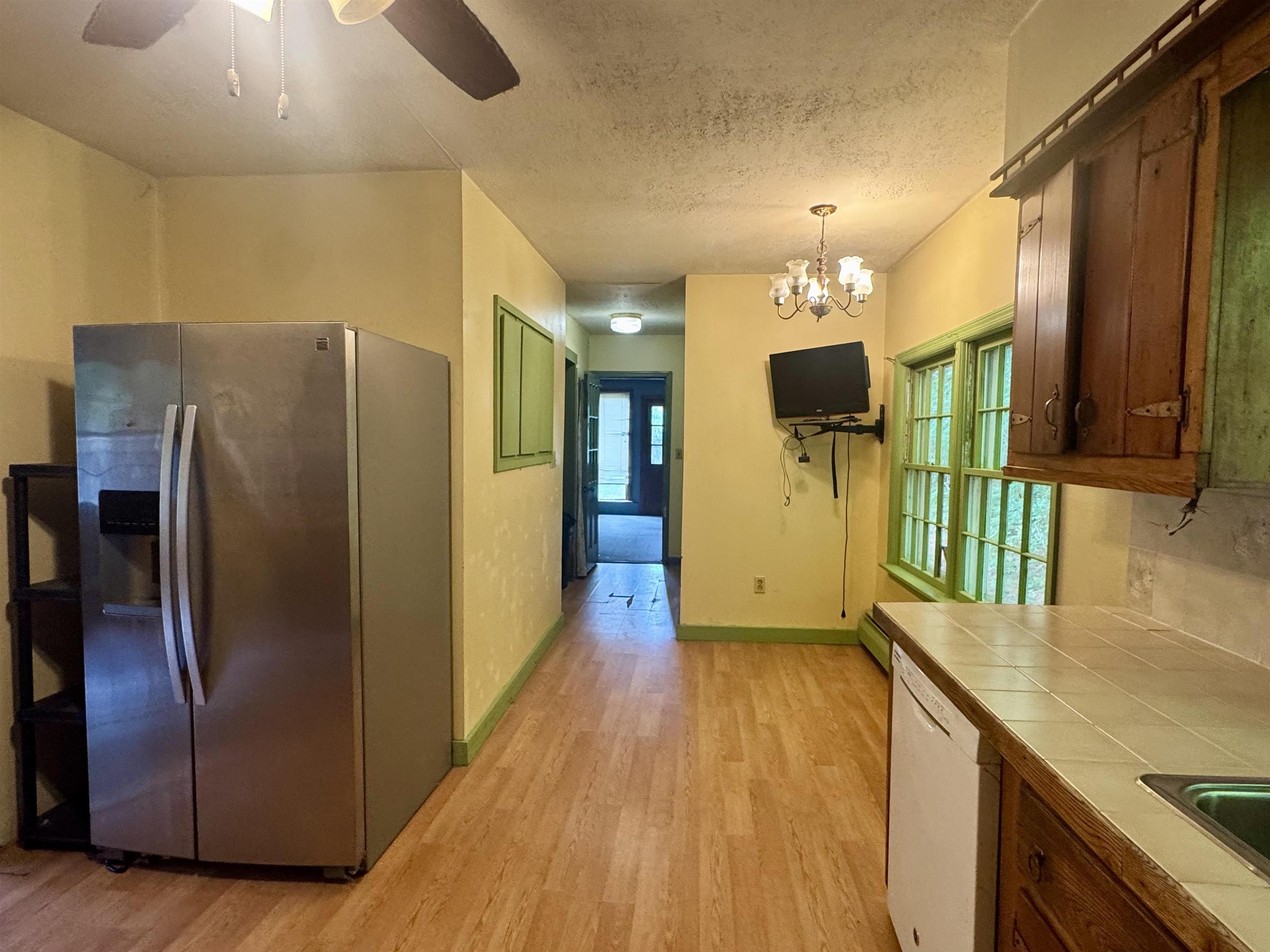 10523 Pomfret Road photo 5