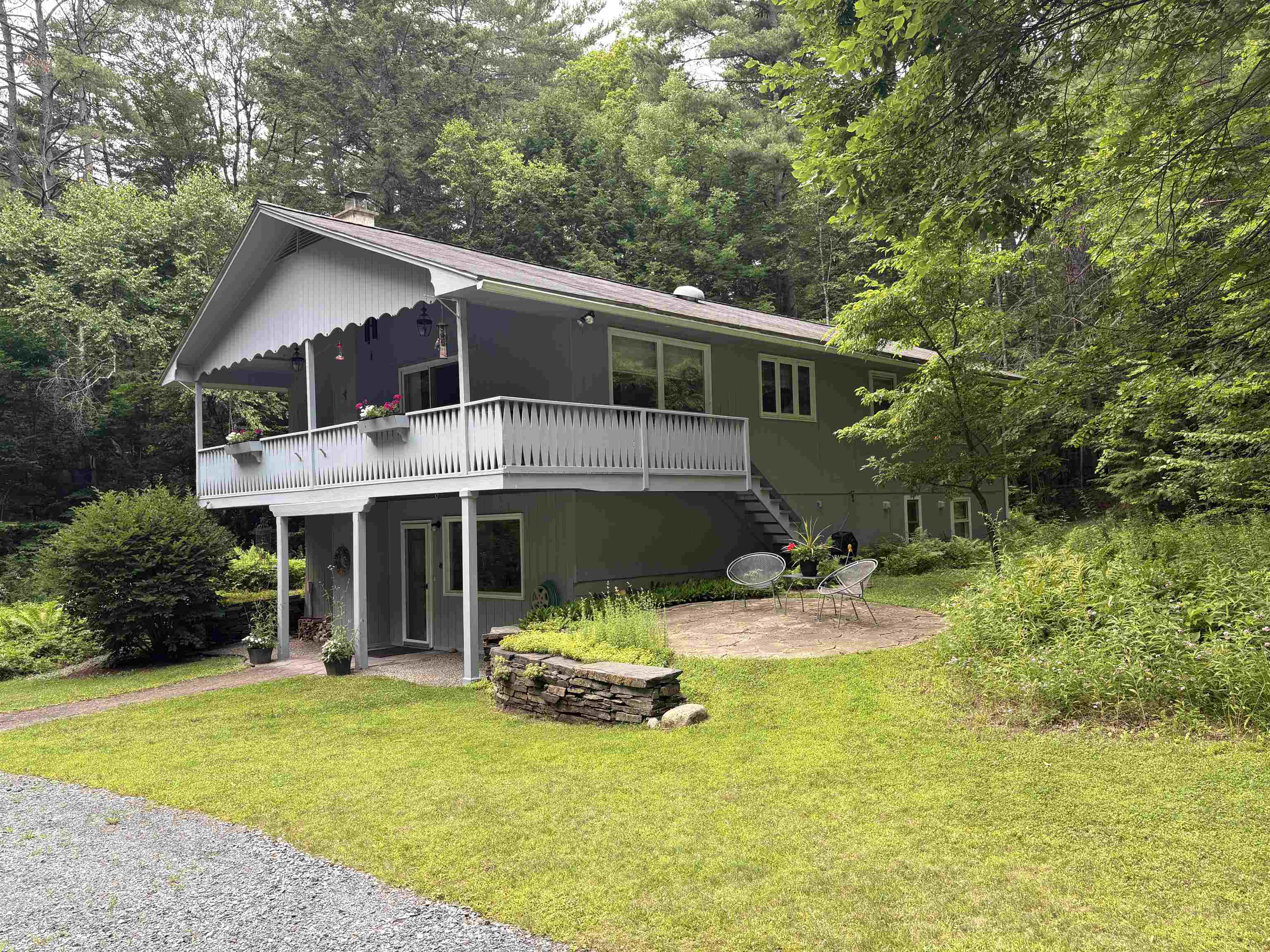 301 Neal Road photo 3
