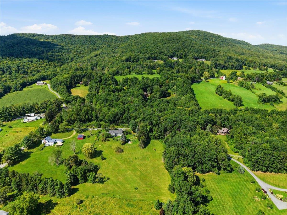 66 Crosier Private Road photo 35