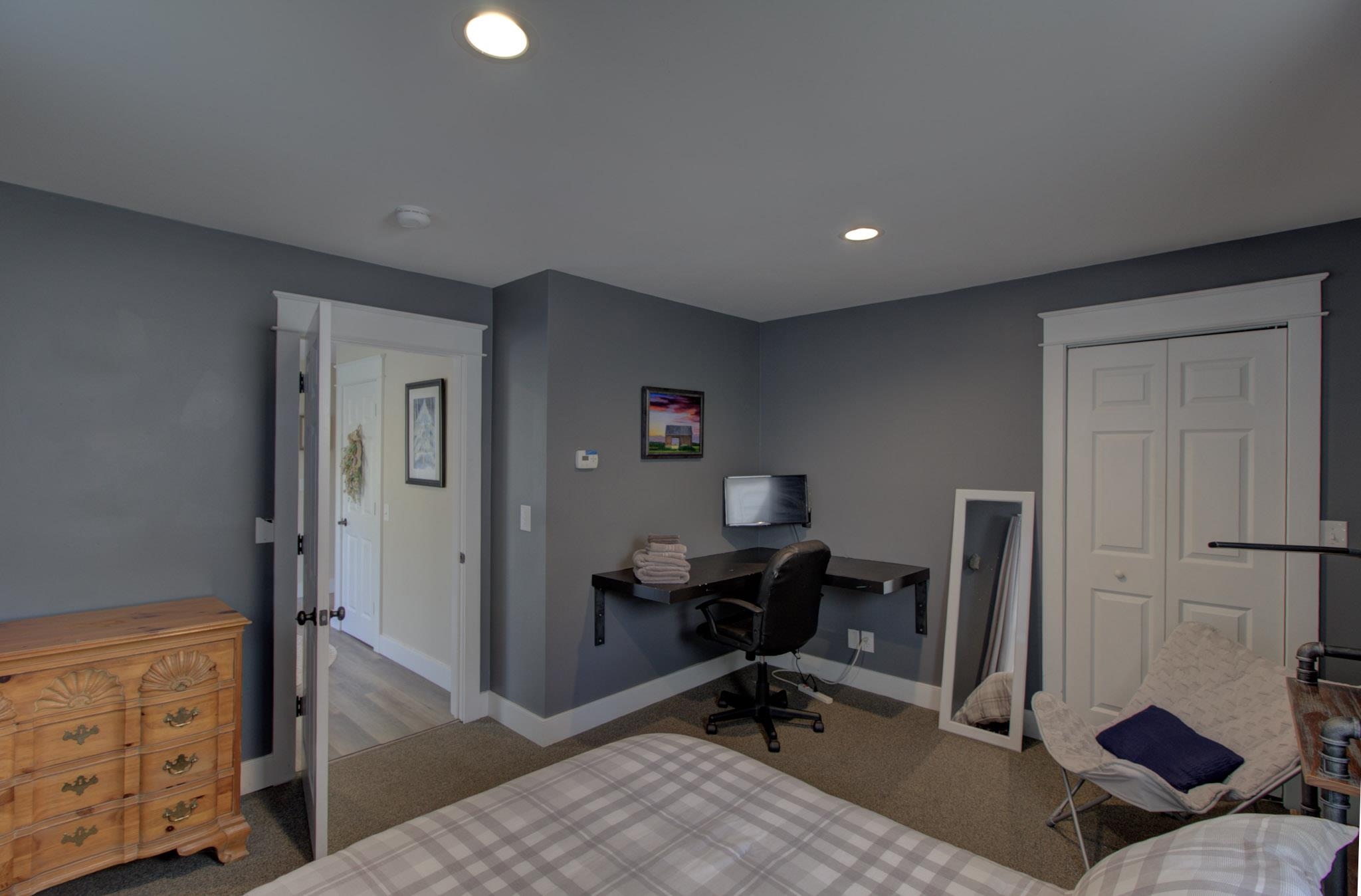 9 Cedar Street photo 39