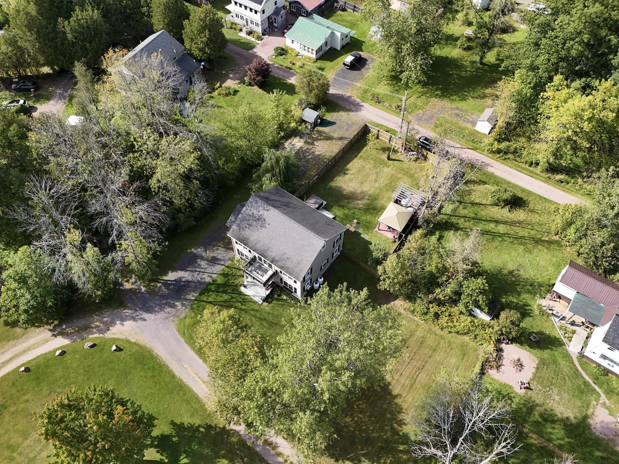 9 Cedar Street photo 59