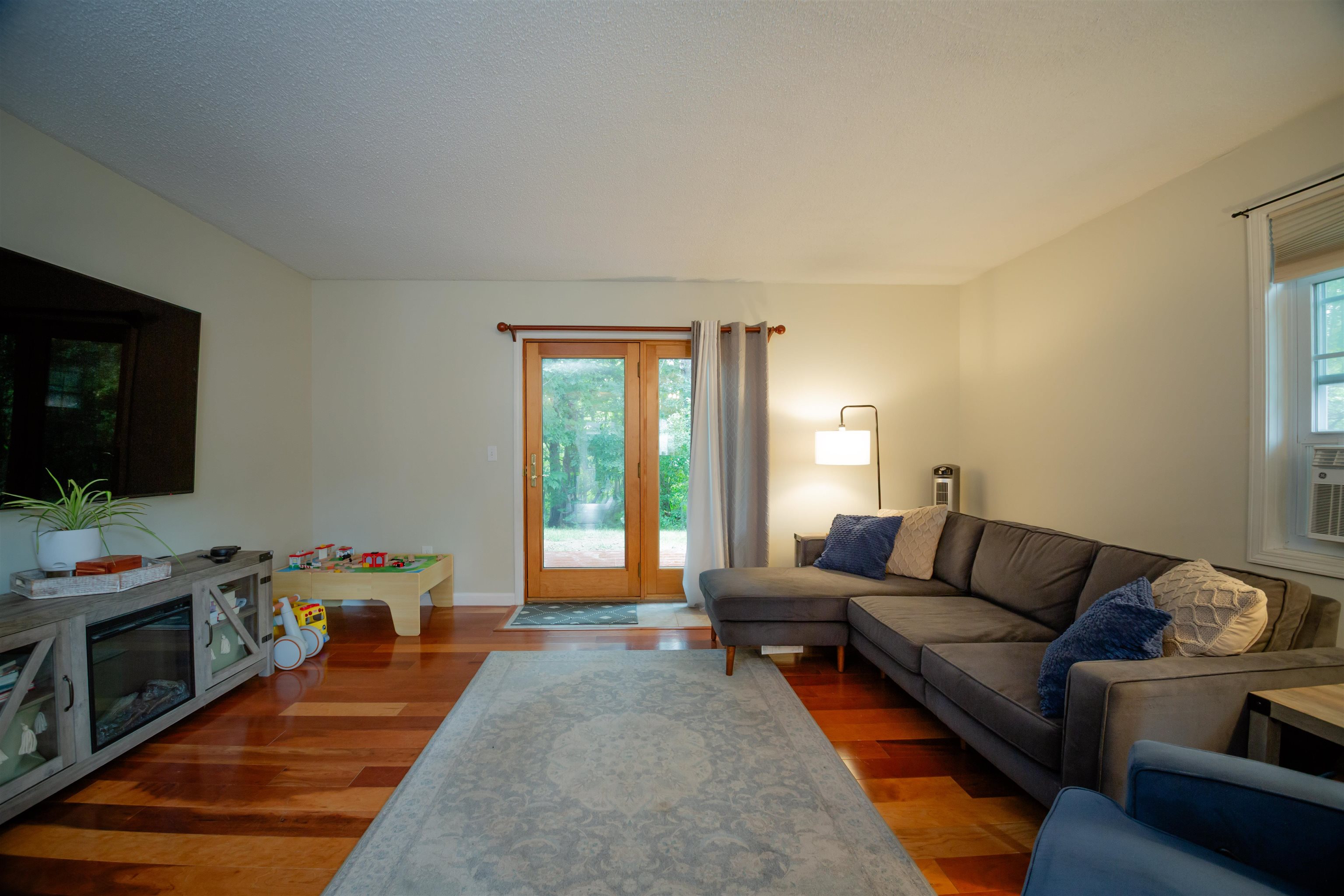 23 Hayes Avenue photo 8