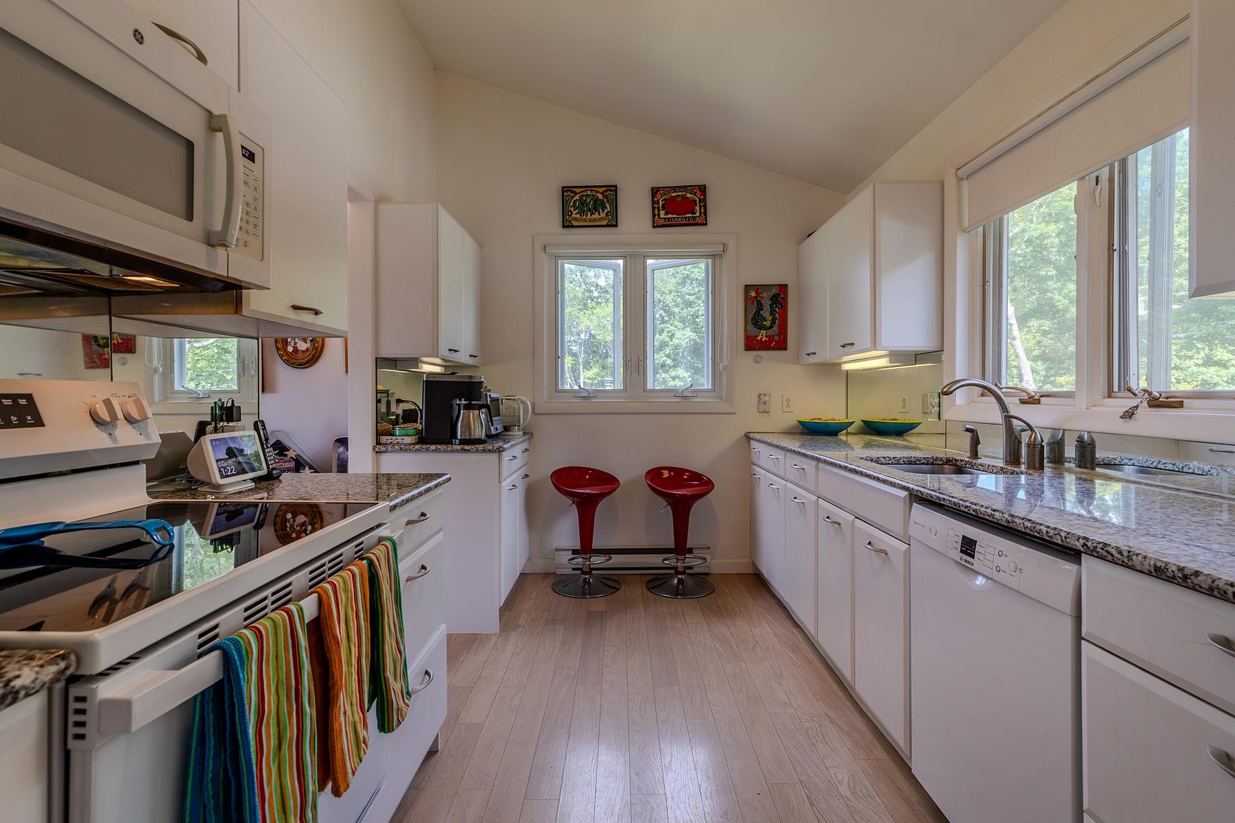 4910 Vaughn Farm Road photo 10