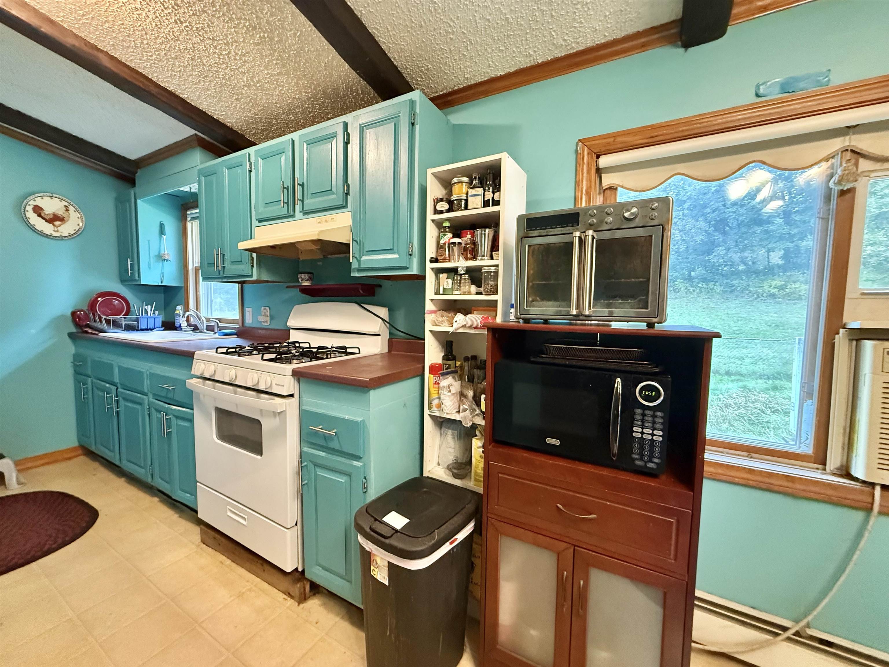 405 Sawmill Road photo 14