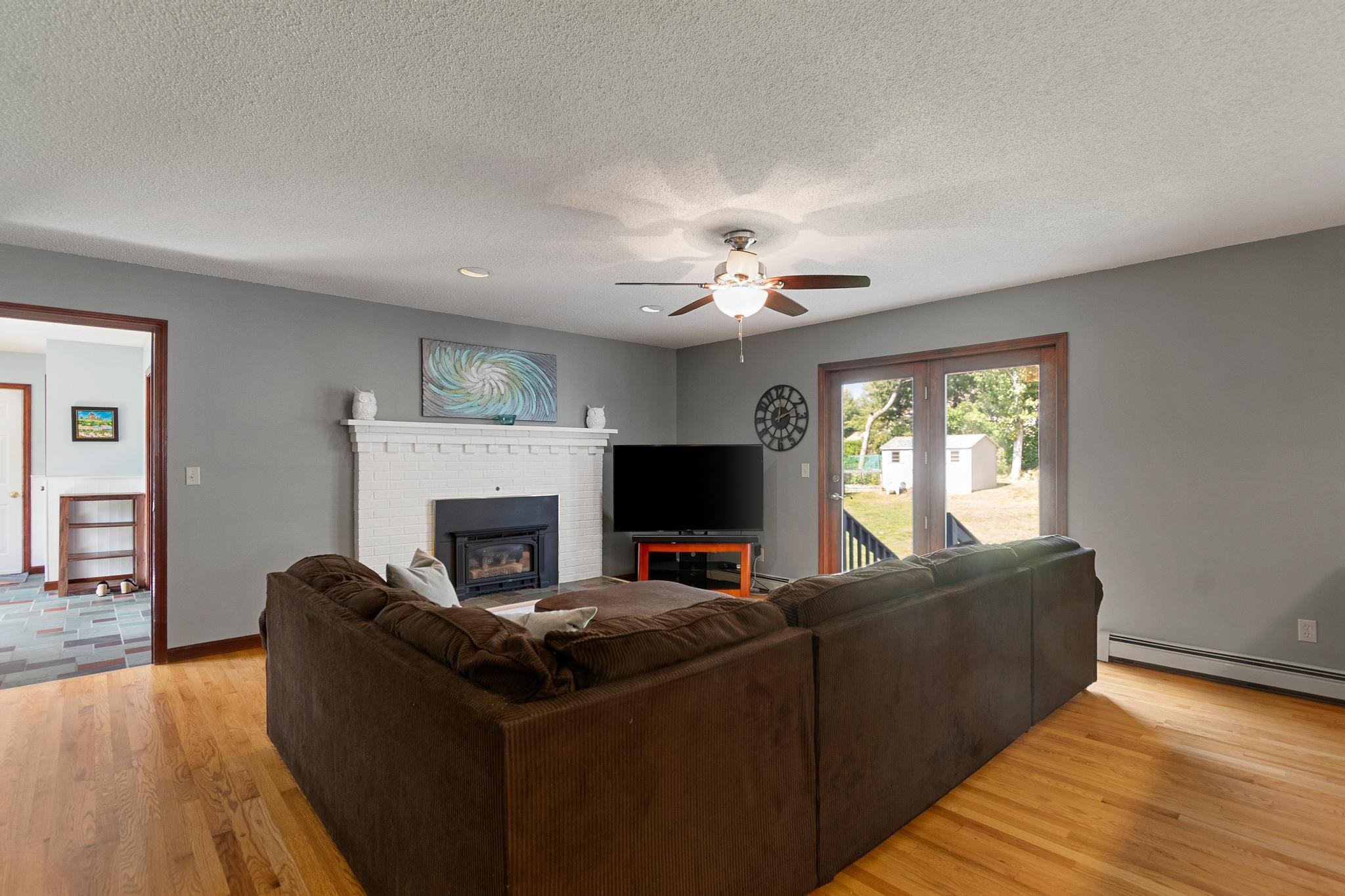 110 Liberty Lane photo 18