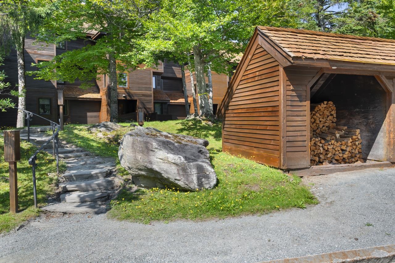 112 High Ridge Road photo 2
