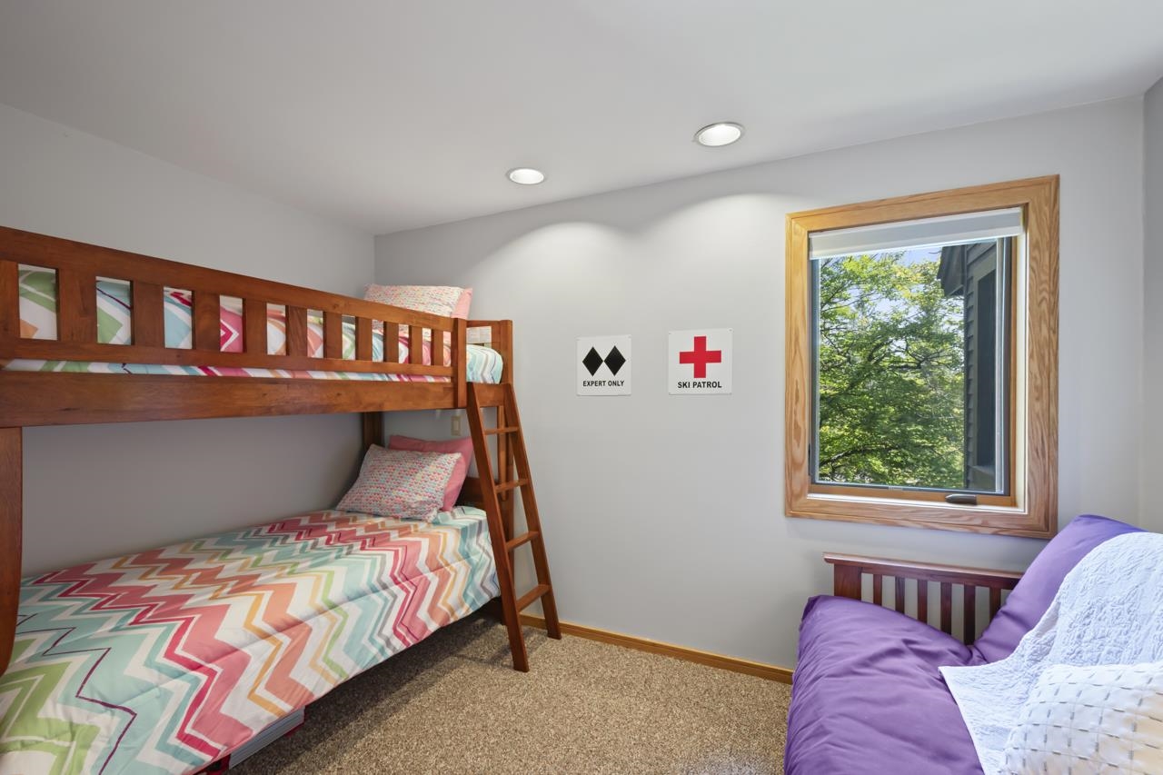 112 High Ridge Road photo 20